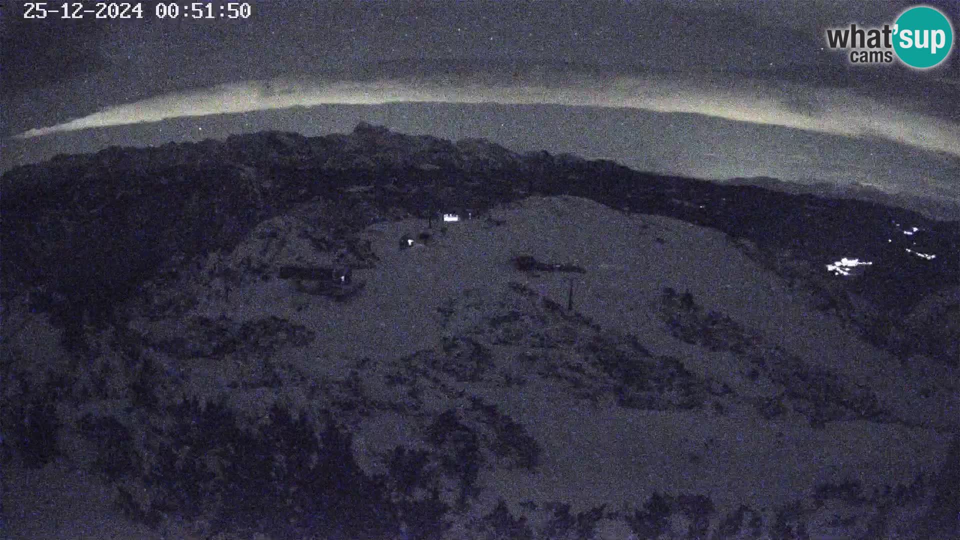 Vogel Ski Resort webcam View from Orlova Glava to Triglav