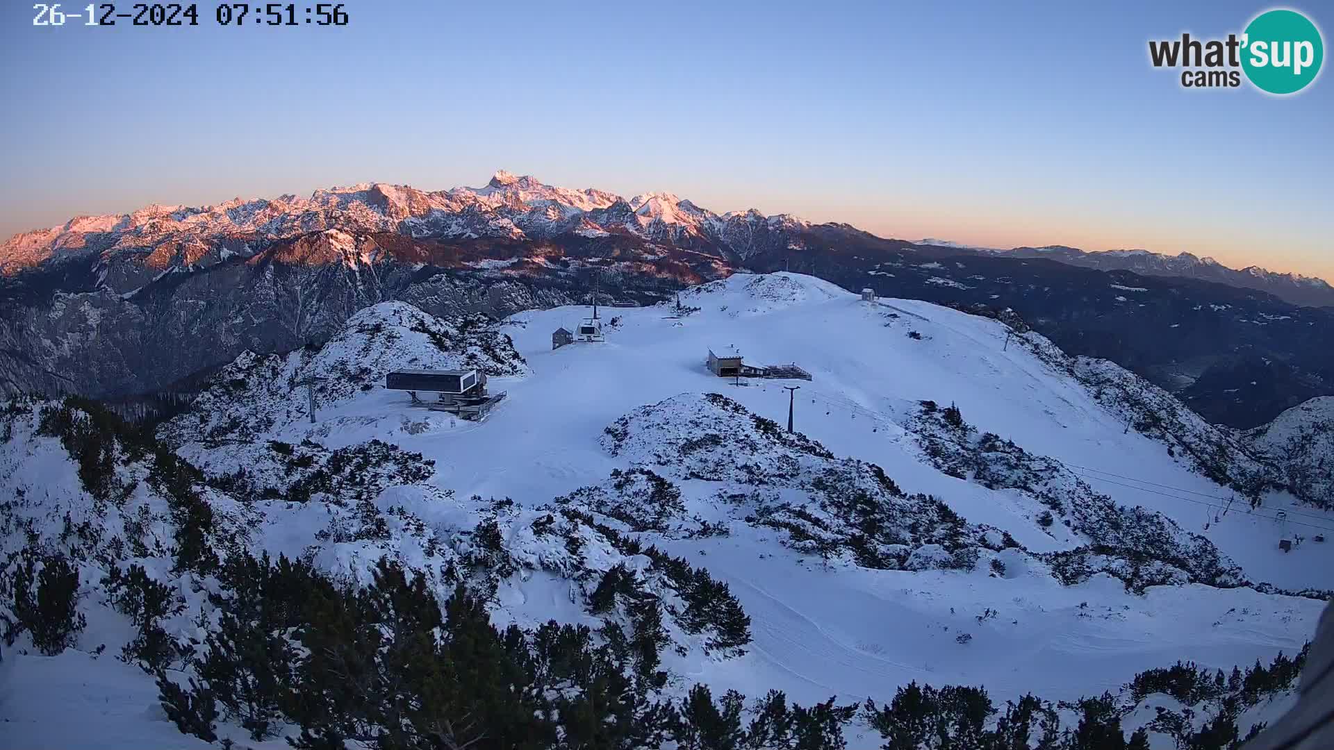 Vogel Ski Resort webcam View from Orlova Glava to Triglav