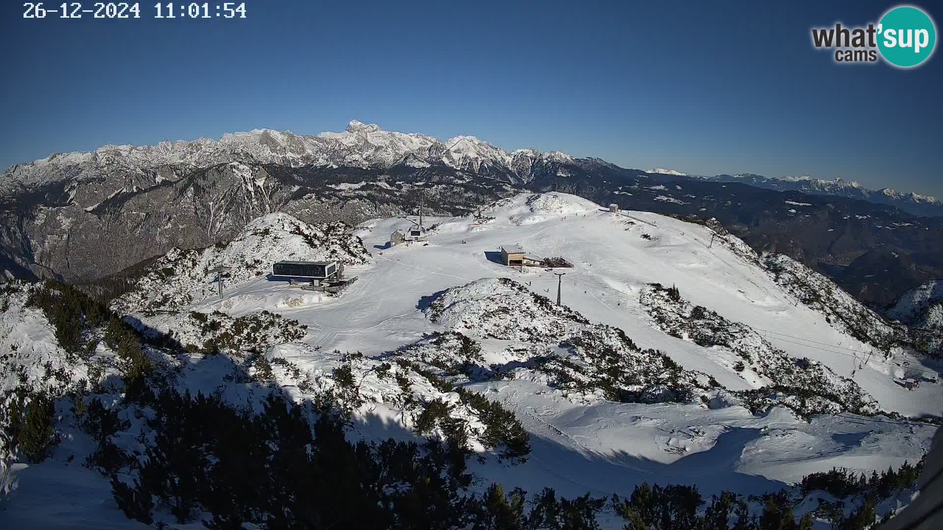 Vogel Ski Resort webcam View from Orlova Glava to Triglav