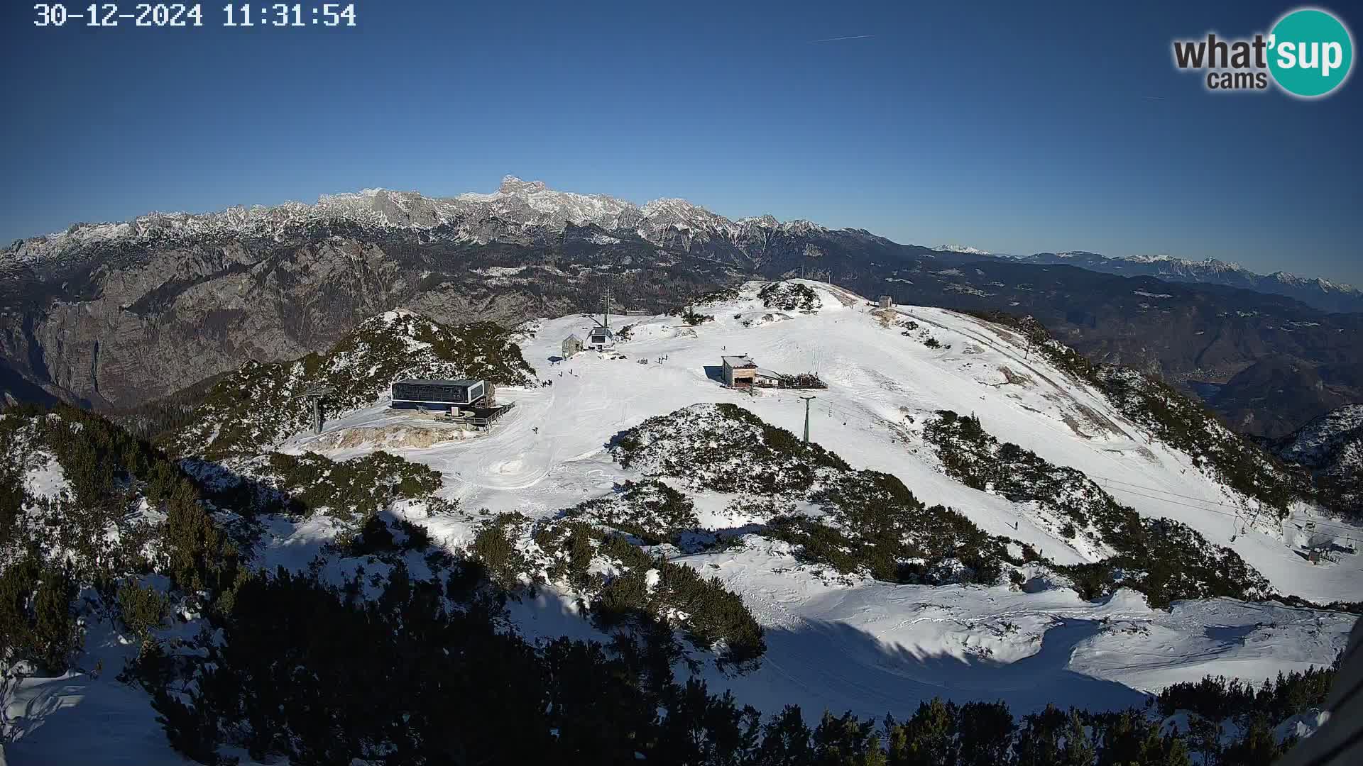 Vogel Ski Resort webcam View from Orlova Glava to Triglav