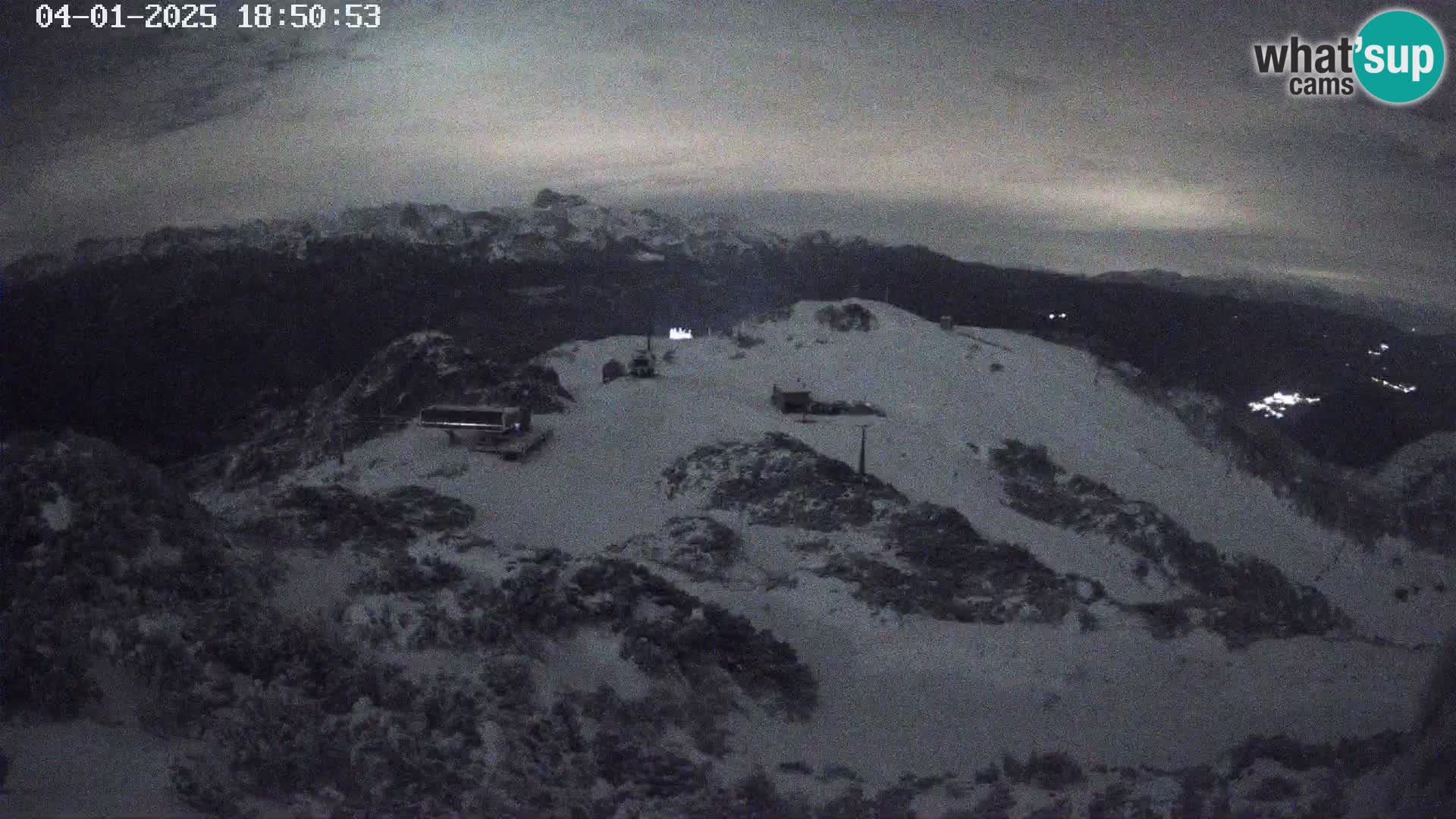 Vogel Ski Resort webcam View from Orlova Glava to Triglav