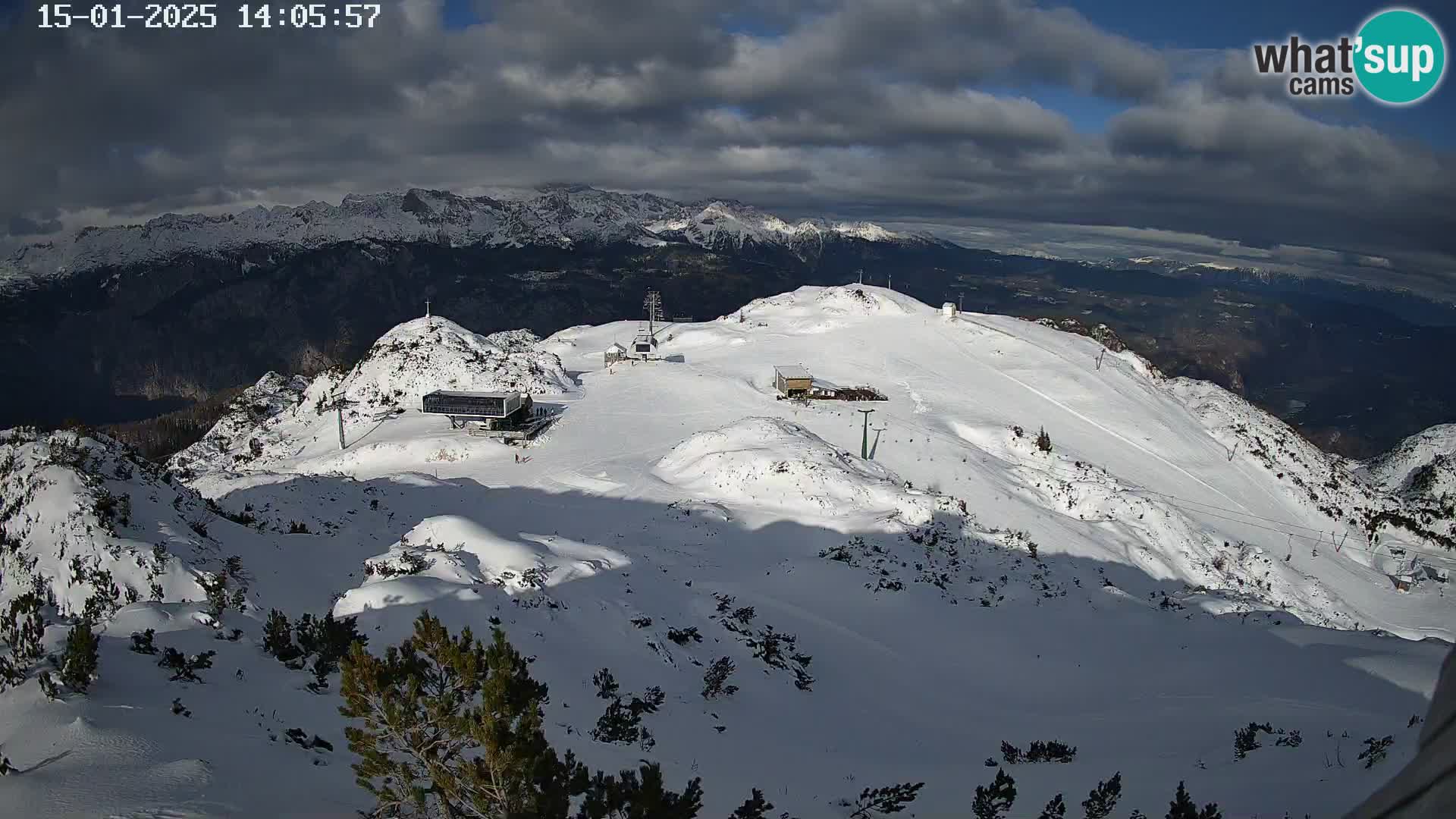 Vogel Ski Resort webcam View from Orlova Glava to Triglav