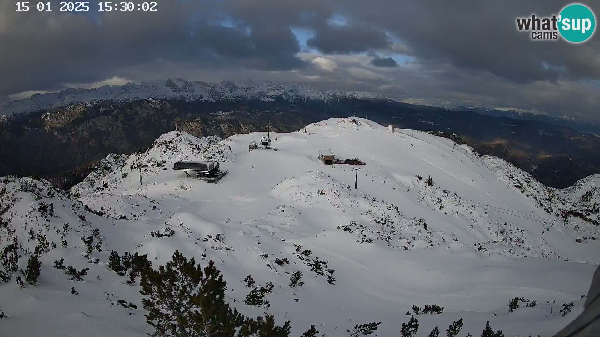 Vogel Ski Resort webcam View from Orlova Glava to Triglav