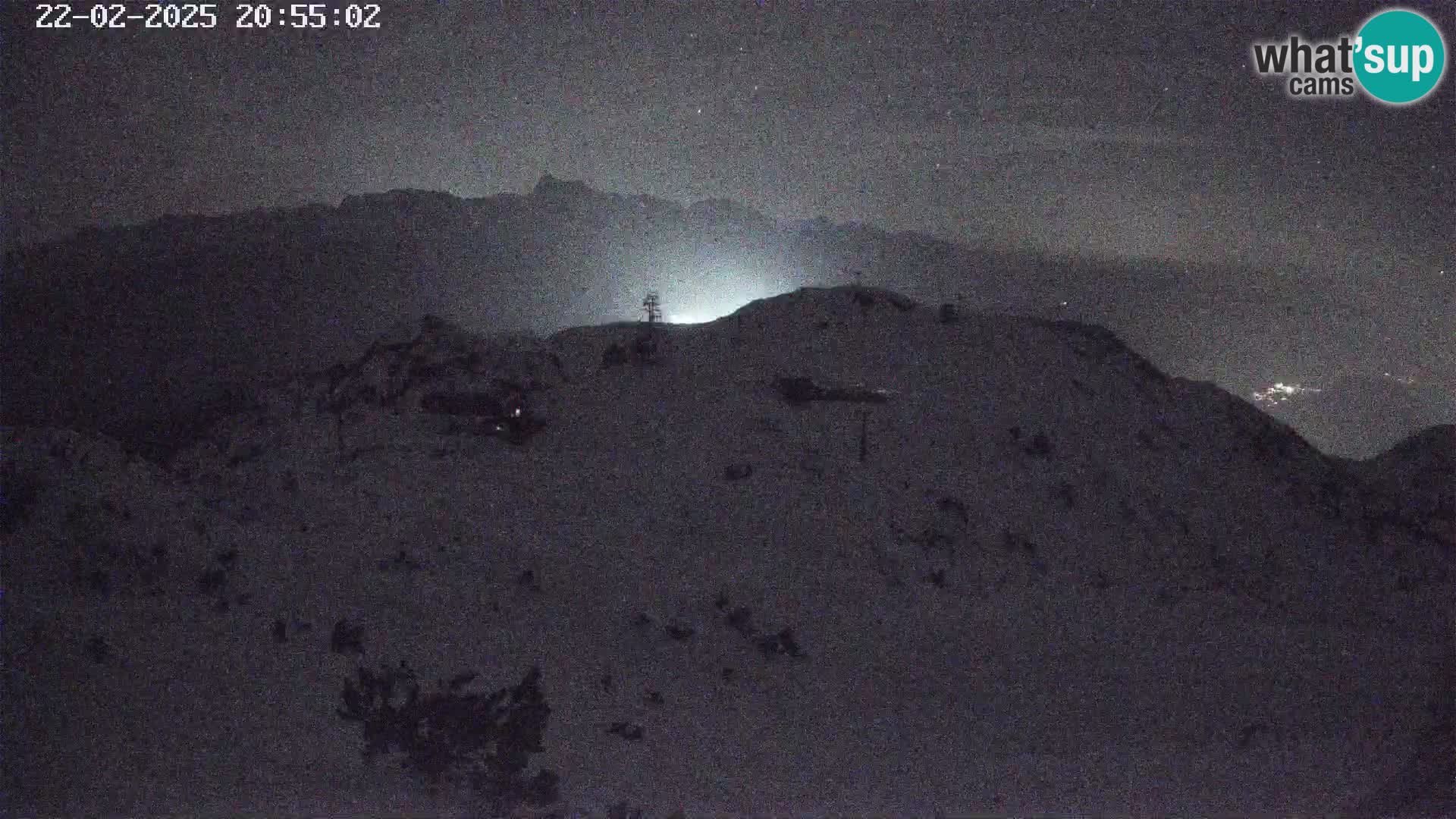 Vogel Ski Resort webcam View from Orlova Glava to Triglav