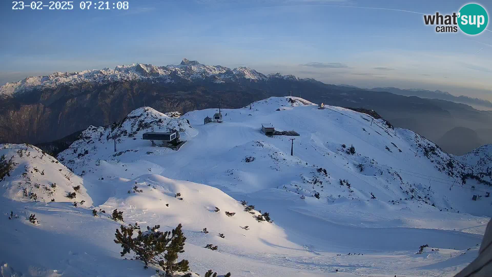 Vogel Ski Resort webcam View from Orlova Glava to Triglav