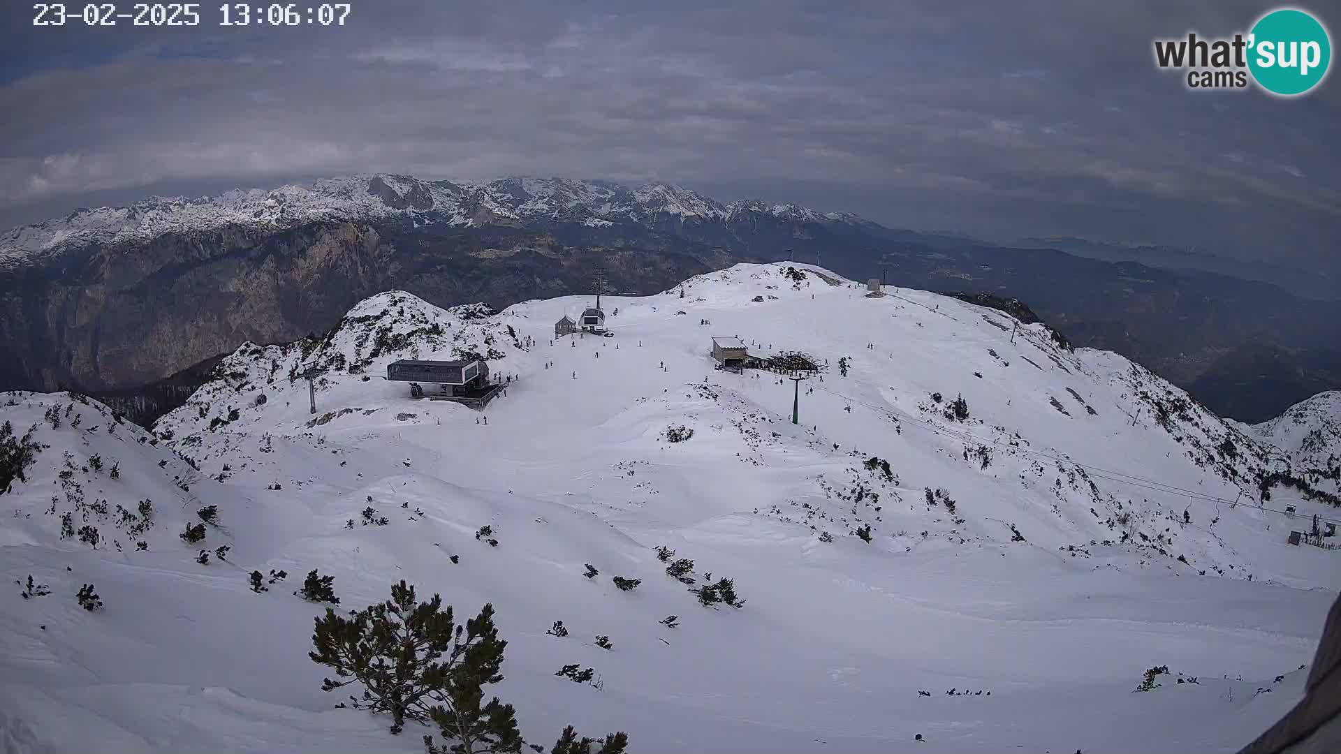 Vogel Ski Resort webcam View from Orlova Glava to Triglav