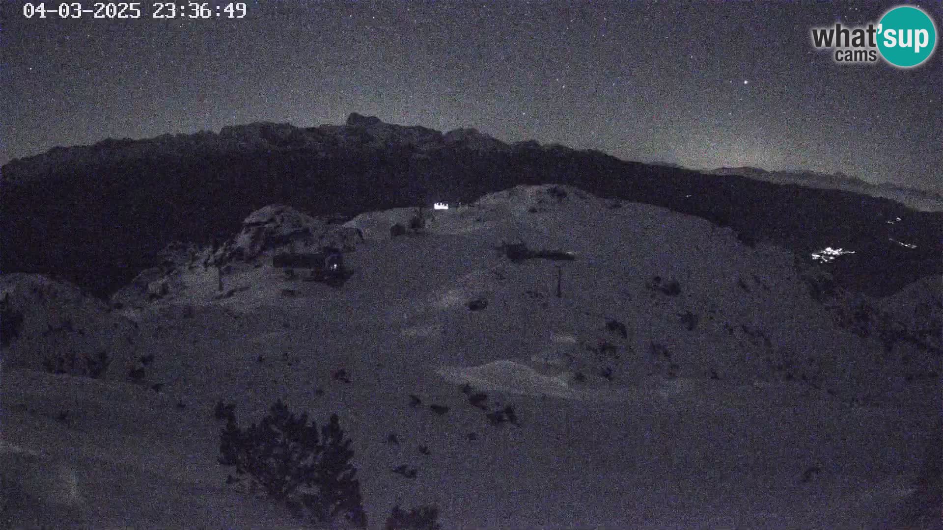 Vogel Ski Resort webcam View from Orlova Glava to Triglav