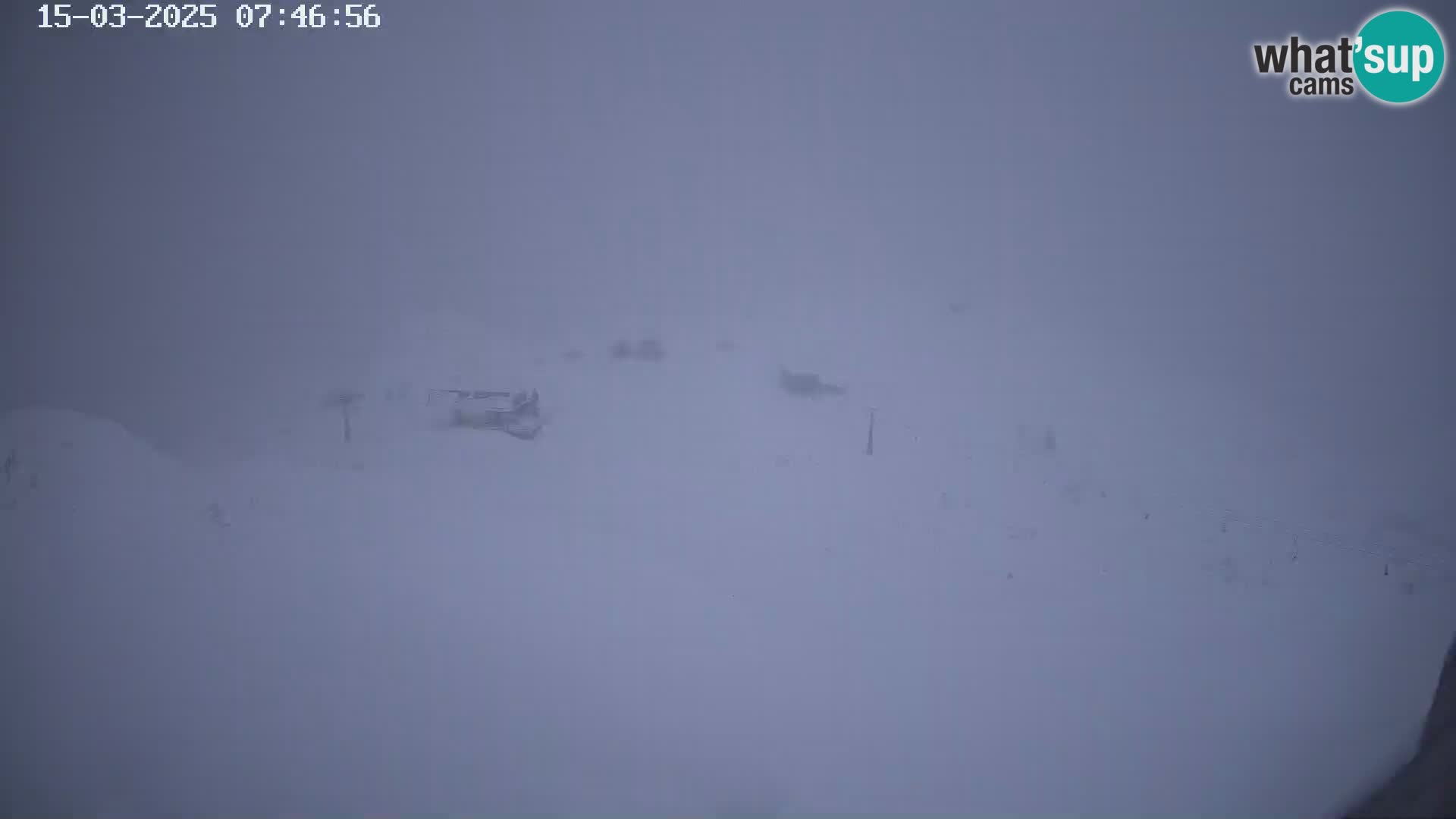 Vogel Ski Resort webcam View from Orlova Glava to Triglav