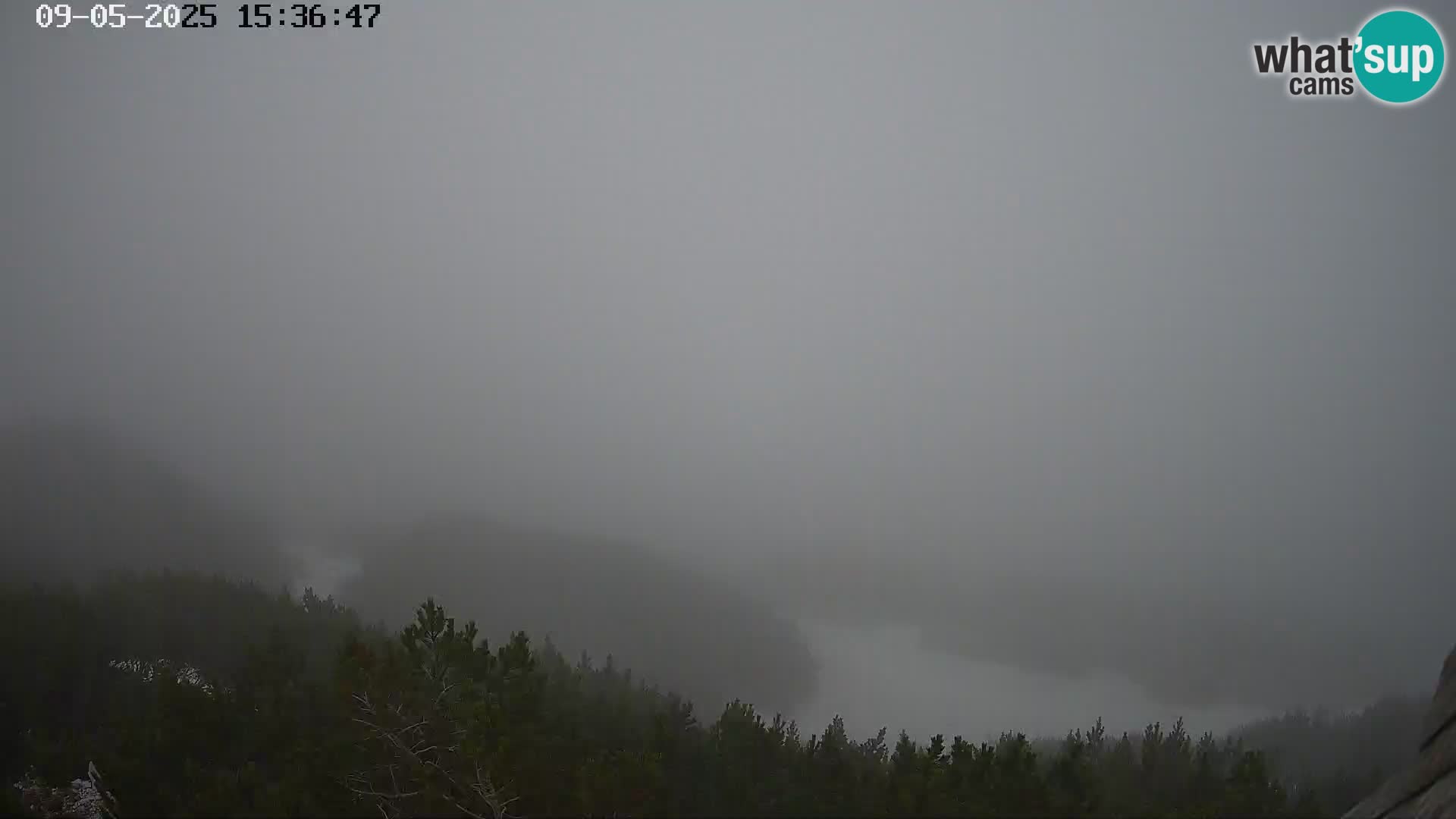 Vogel Ski Resort webcam View from Orlova Glava to Triglav