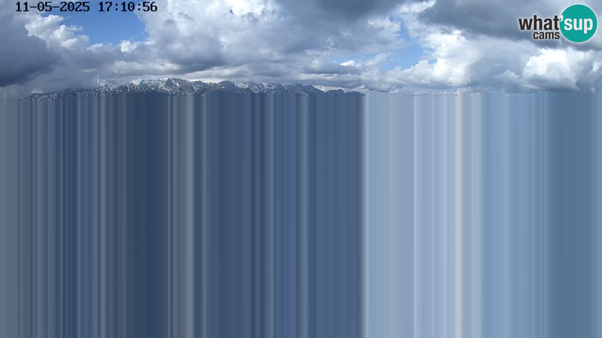 Vogel Ski Resort webcam View from Orlova Glava to Triglav