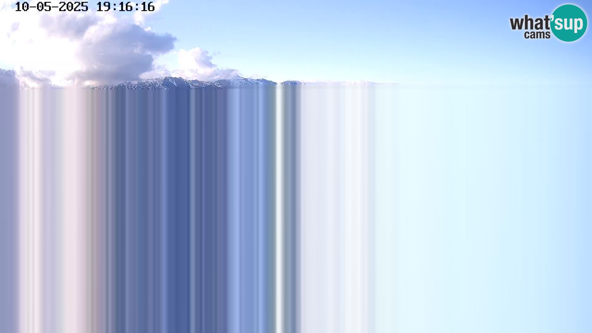 Vogel Ski Resort webcam View from Orlova Glava to Triglav