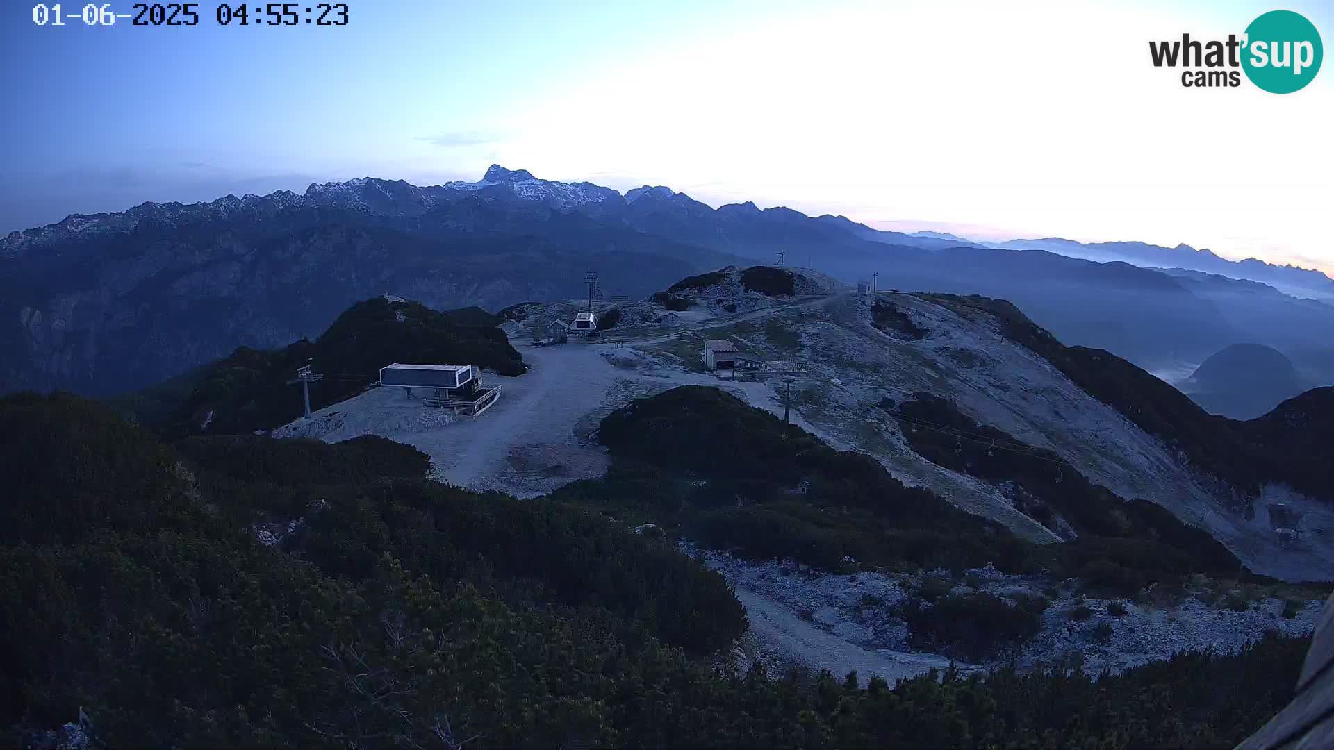 Vogel Ski Resort webcam View from Orlova Glava to Triglav