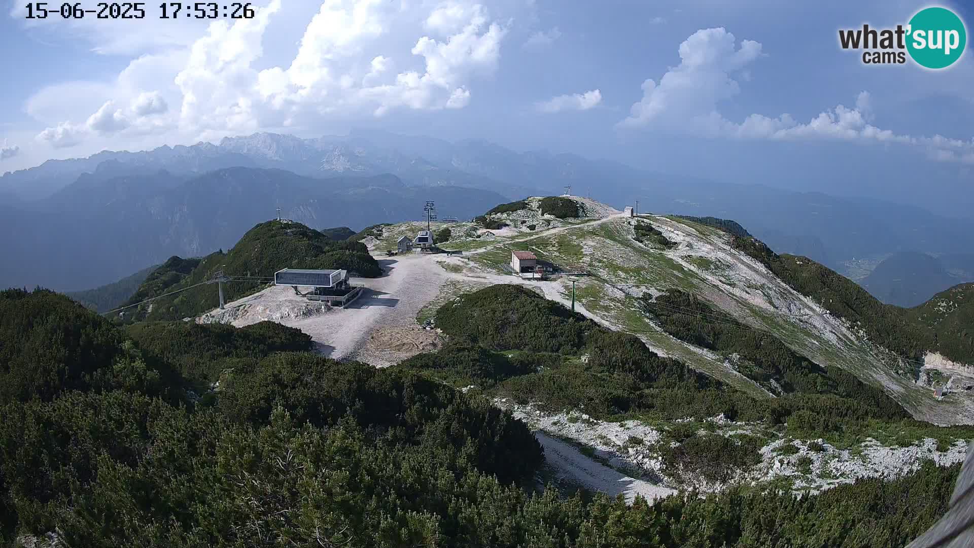 Vogel Ski Resort webcam View from Orlova Glava to Triglav