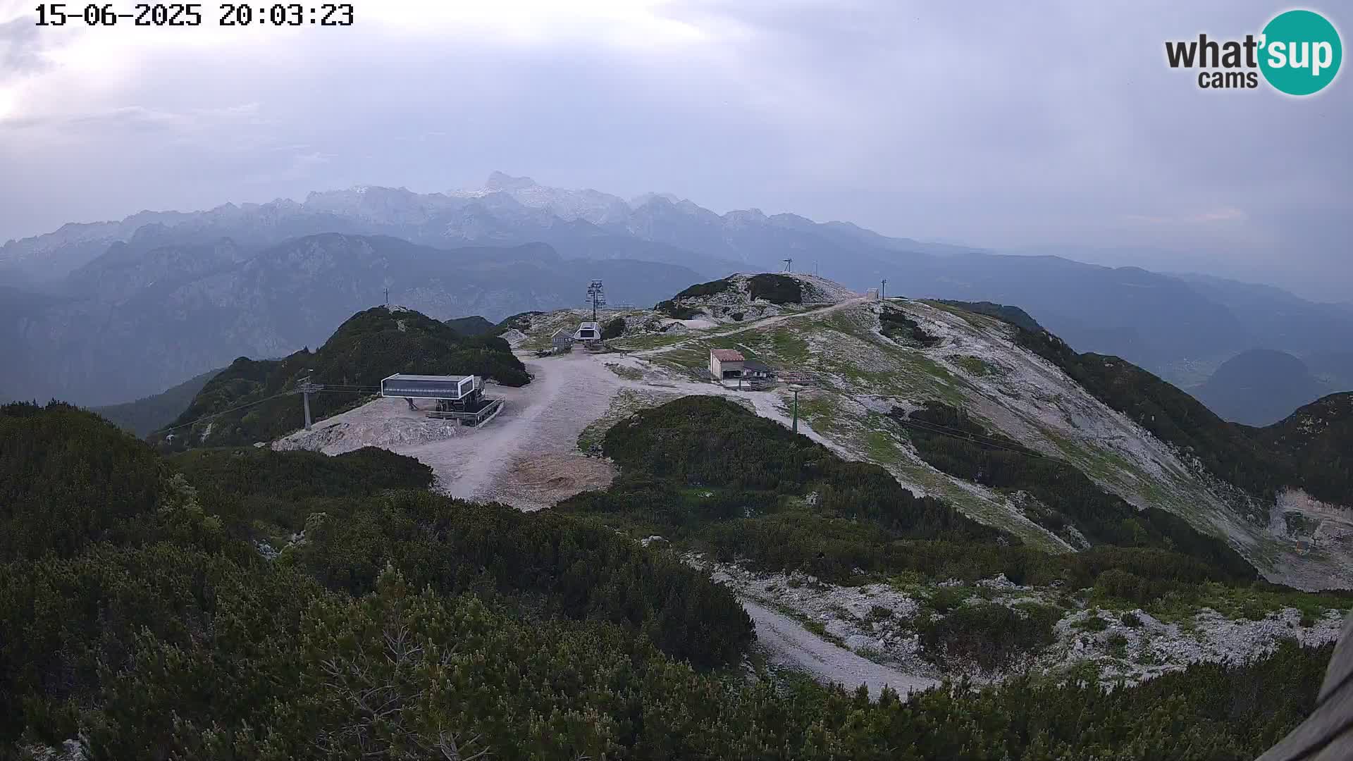 Vogel Ski Resort webcam View from Orlova Glava to Triglav