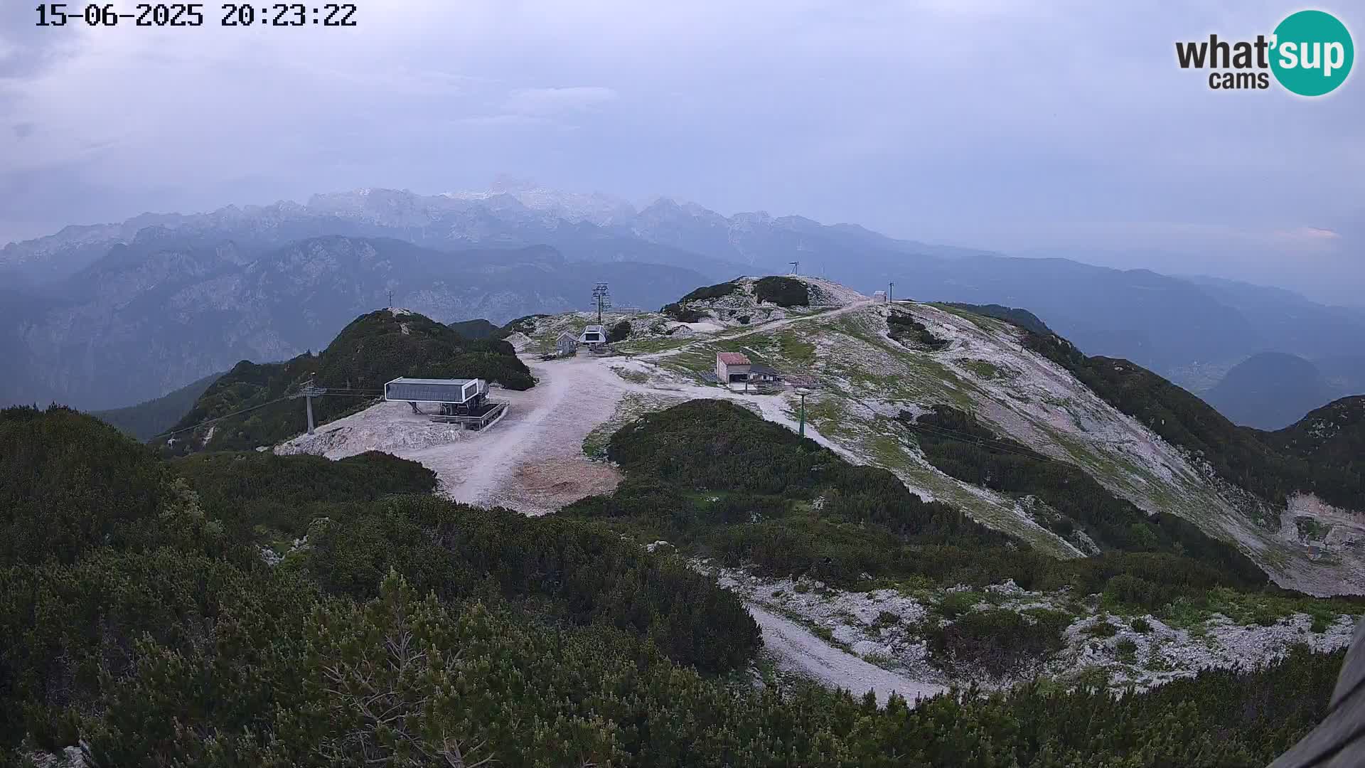 Vogel Ski Resort webcam View from Orlova Glava to Triglav