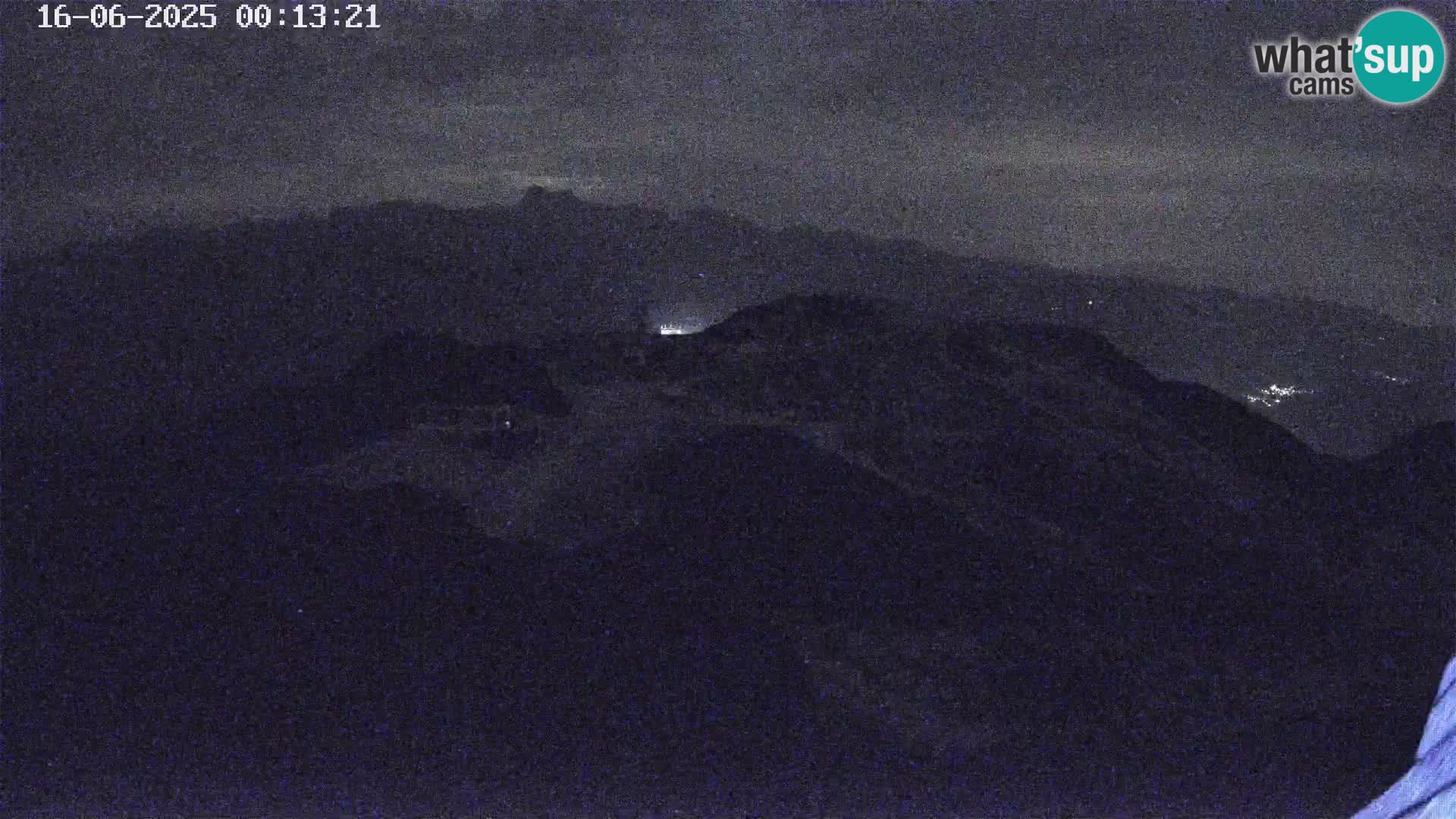 Vogel Ski Resort webcam View from Orlova Glava to Triglav