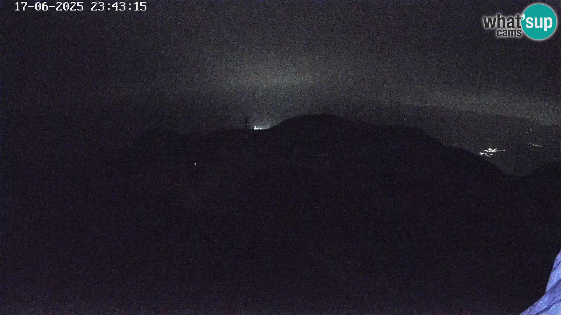 Vogel Ski Resort webcam View from Orlova Glava to Triglav