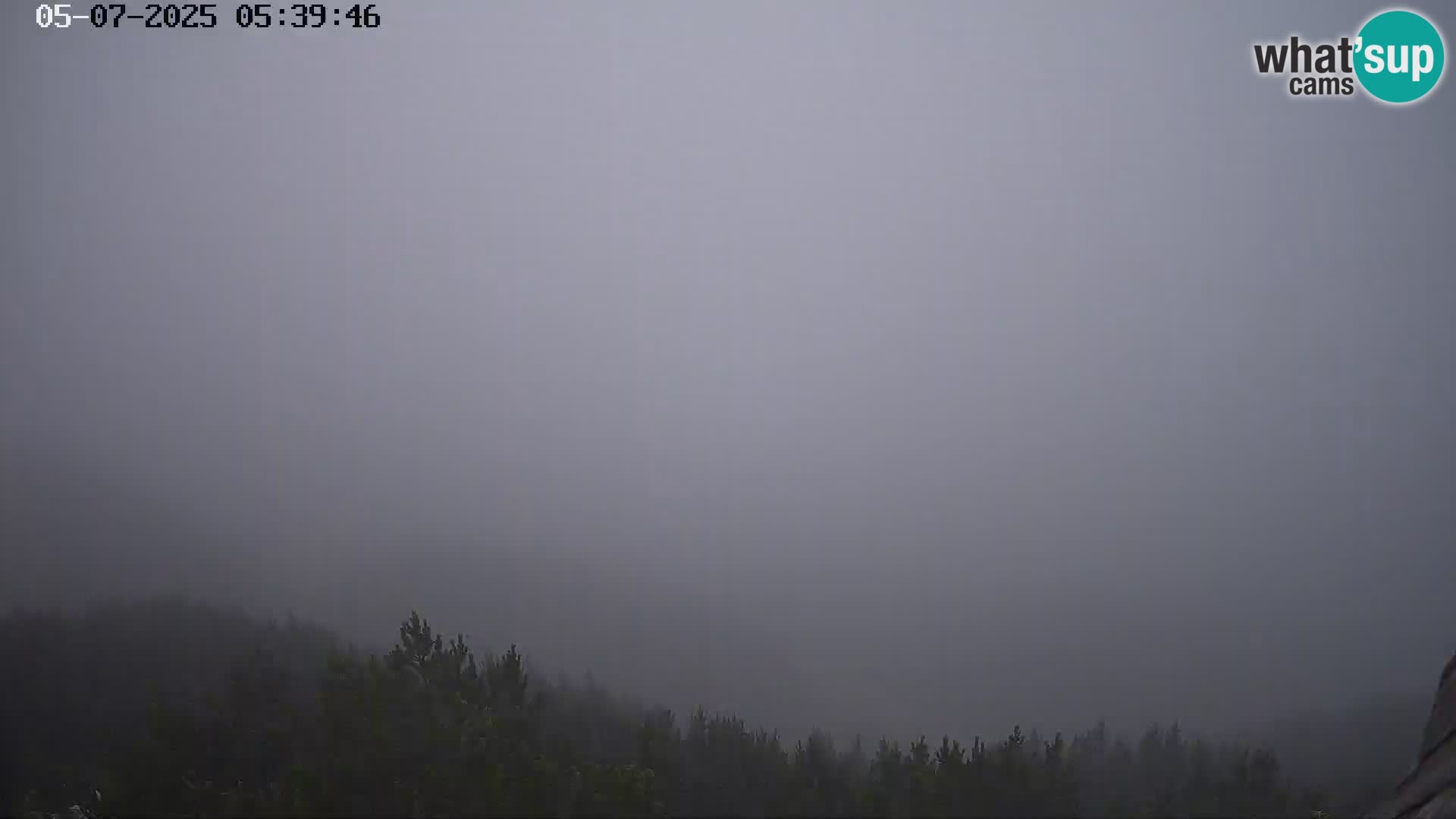 Vogel Ski Resort webcam View from Orlova Glava to Triglav