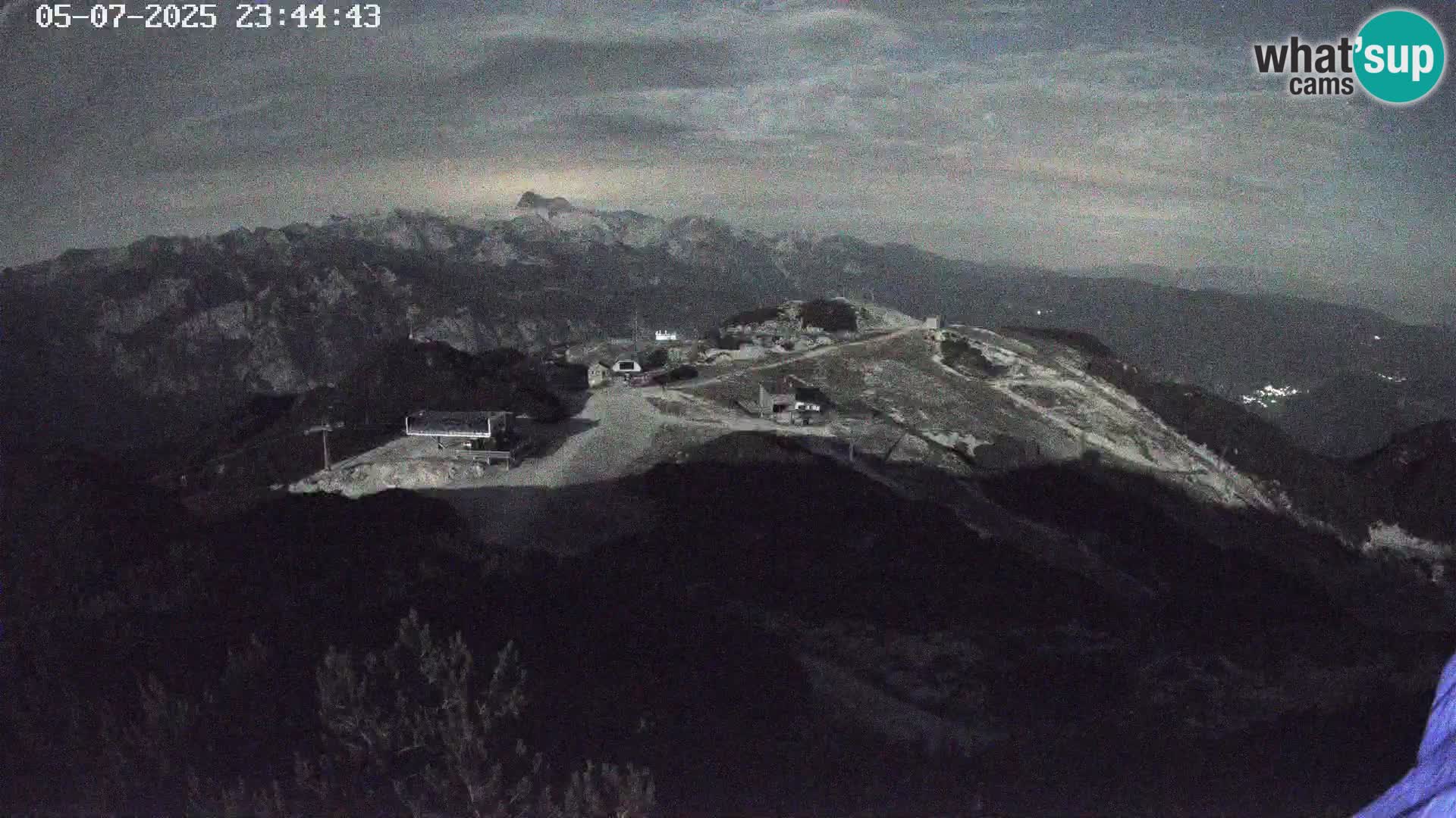 Vogel Ski Resort webcam View from Orlova Glava to Triglav