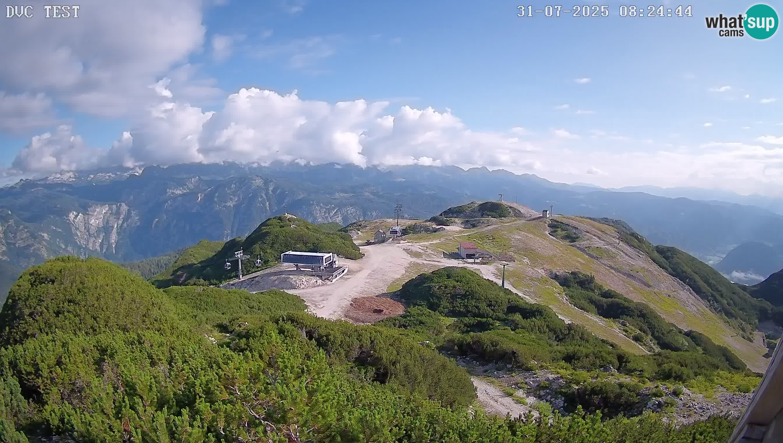 Vogel Ski Resort webcam View from Orlova Glava to Triglav