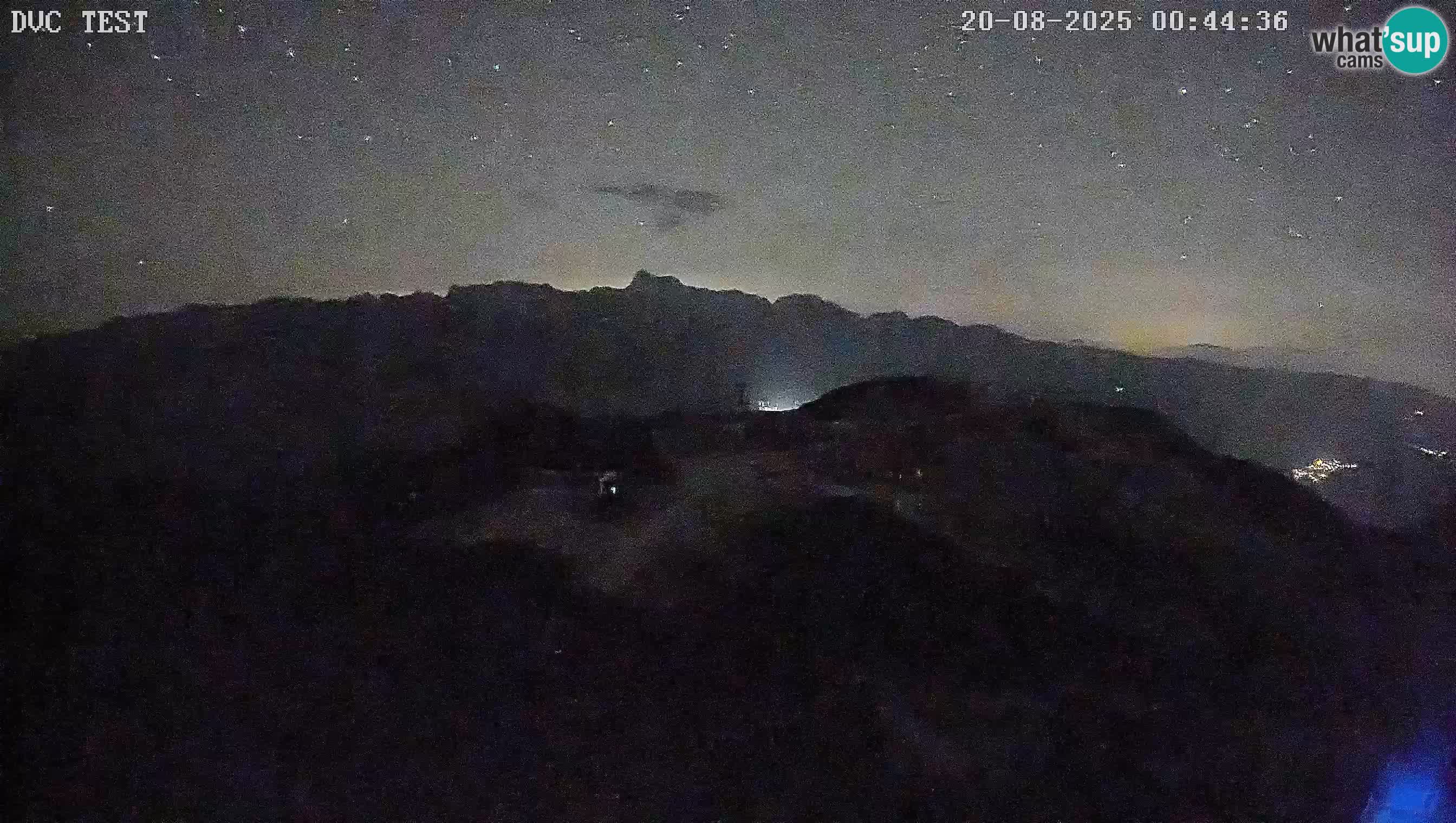 Vogel Ski Resort webcam View from Orlova Glava to Triglav