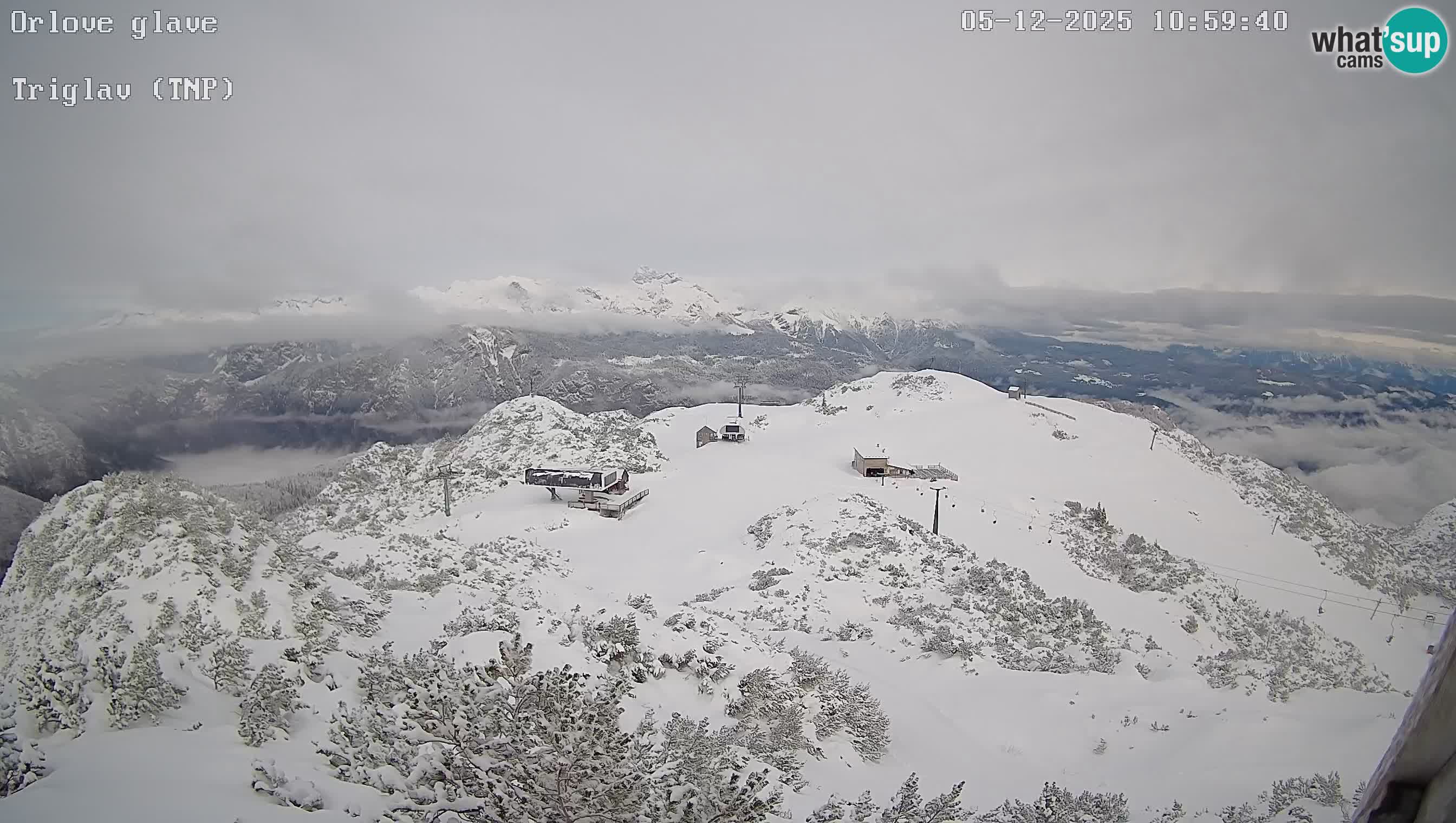 Vogel Ski Resort webcam View from Orlova Glava to Triglav