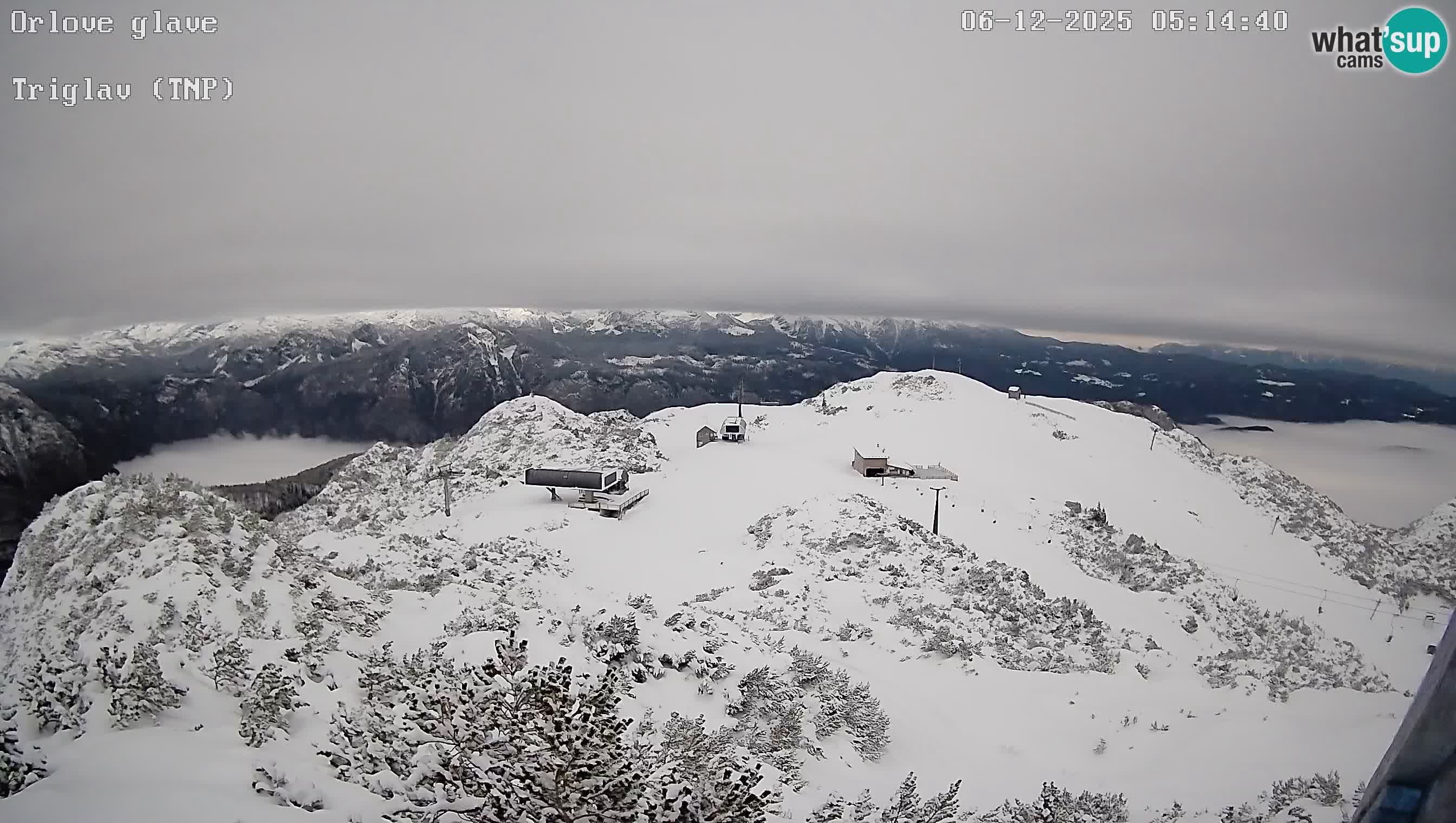 Vogel Ski Resort webcam View from Orlova Glava to Triglav