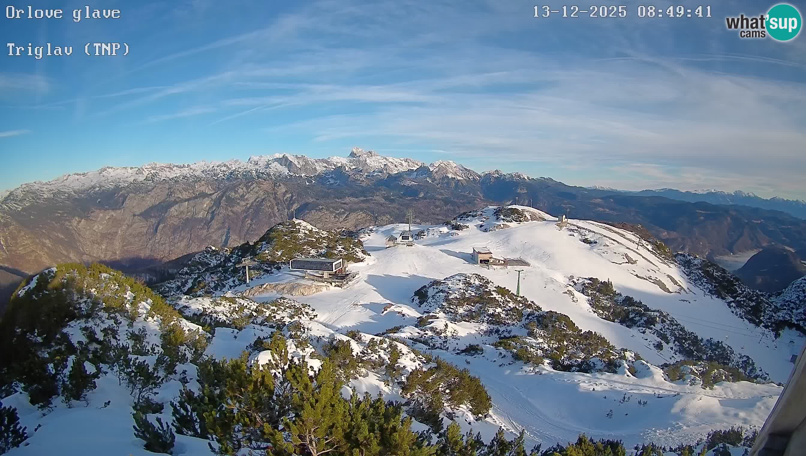 Vogel Ski Resort webcam View from Orlova Glava to Triglav