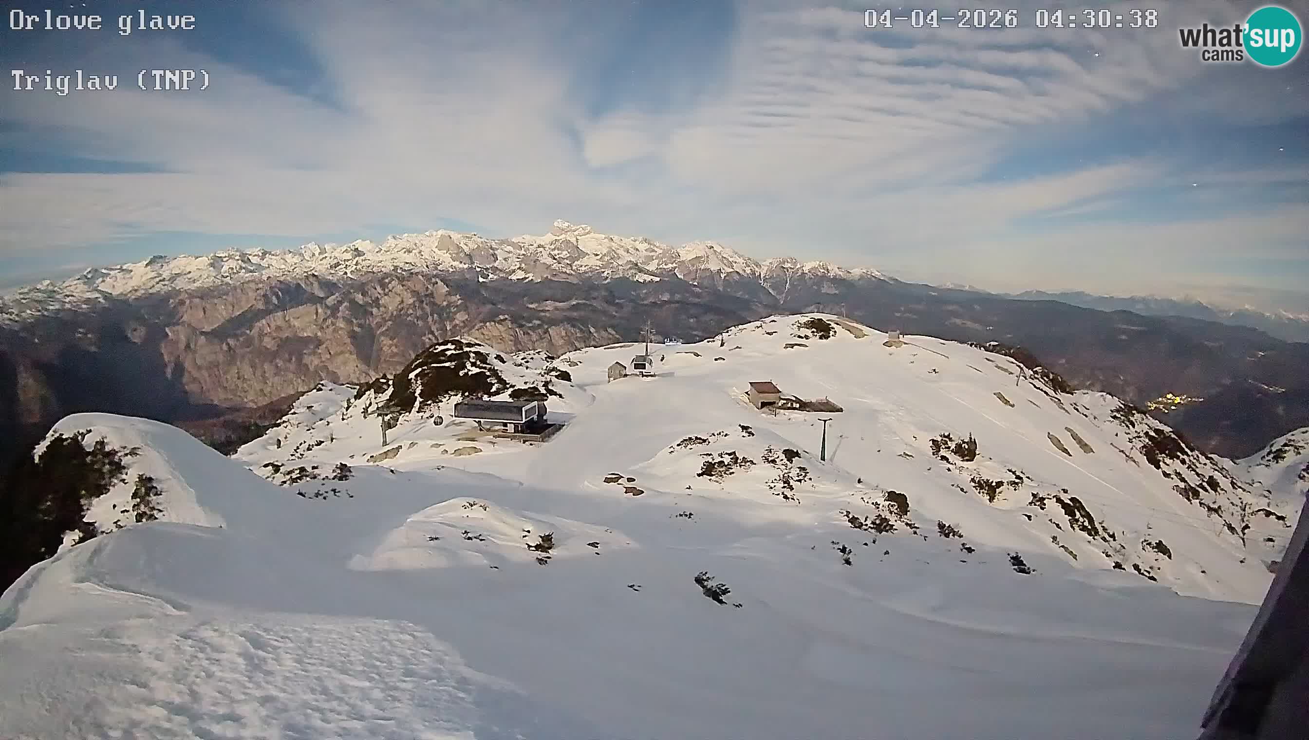 Vogel Ski Resort webcam View from Orlova Glava to Triglav