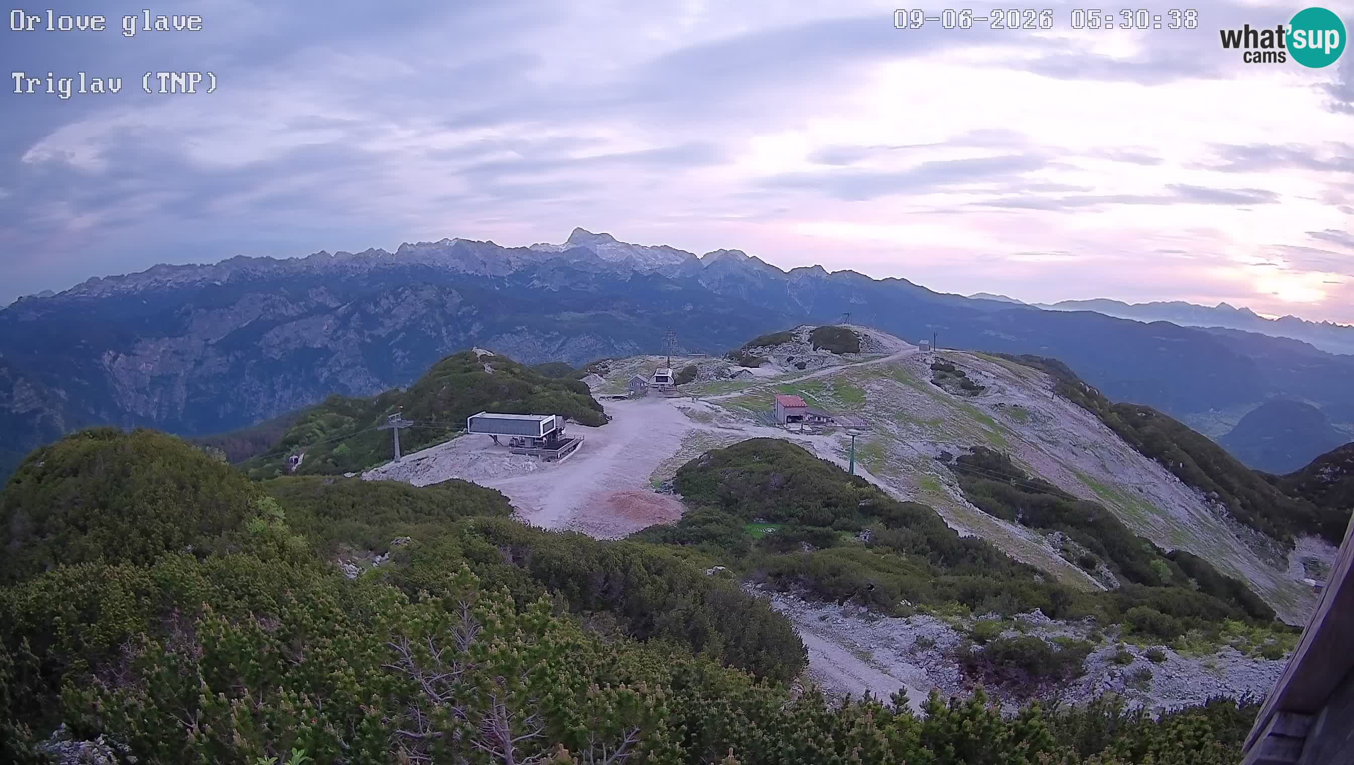Vogel Ski Resort webcam View from Orlova Glava to Triglav