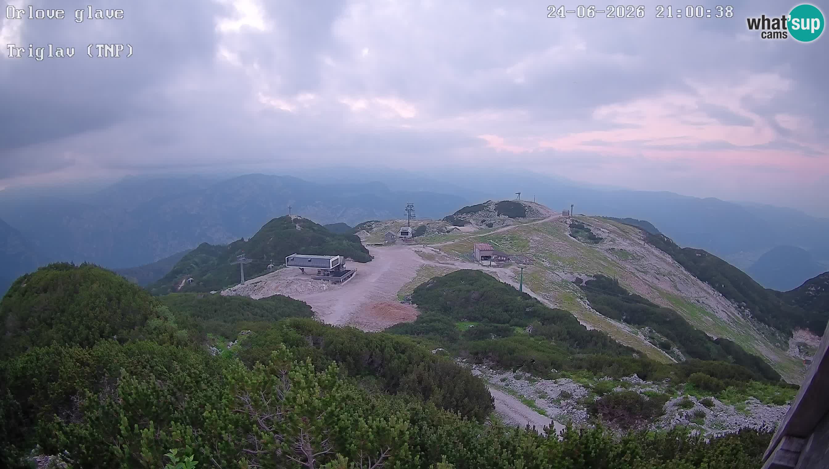 Vogel Ski Resort webcam View from Orlova Glava to Triglav
