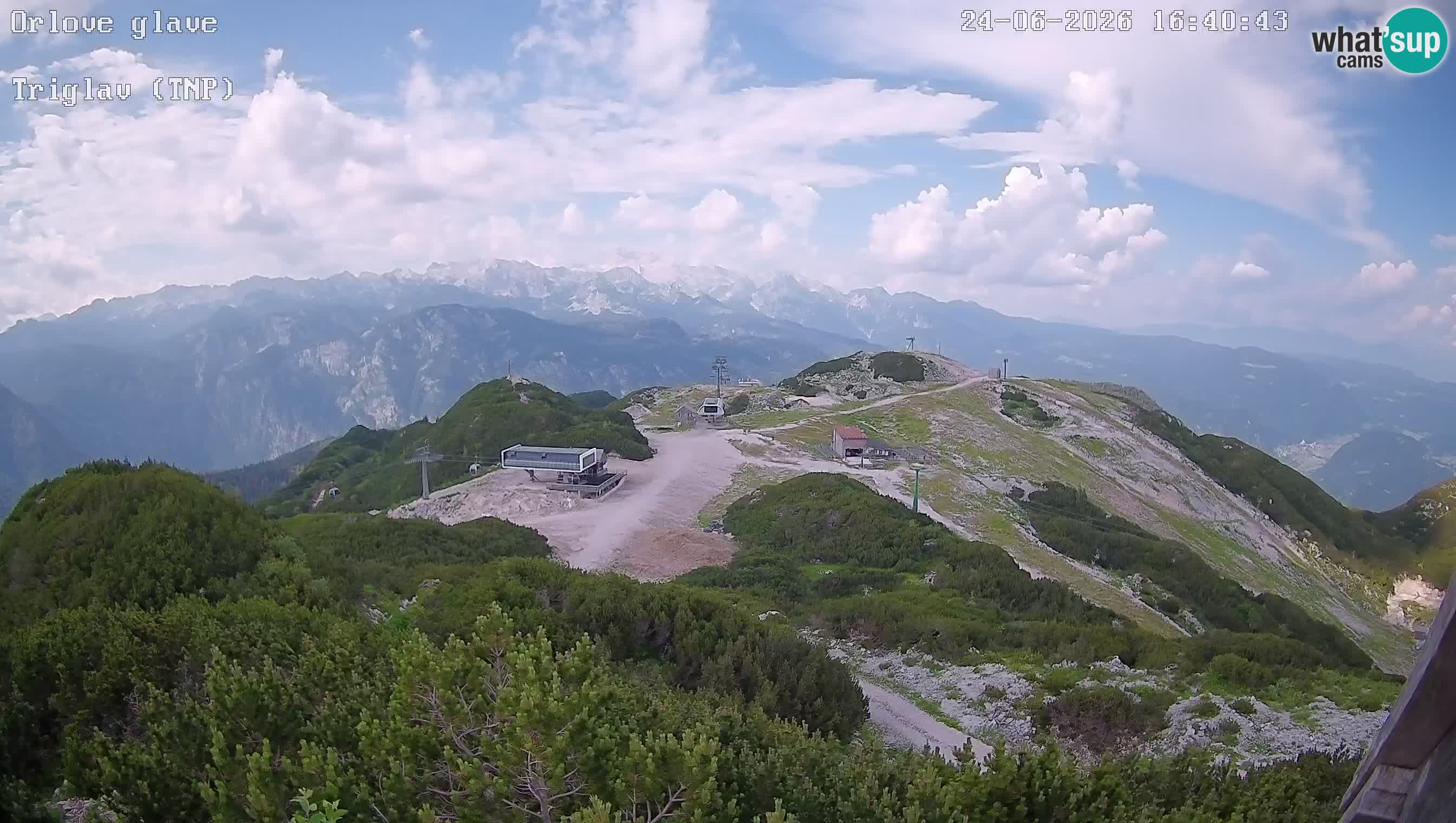 Vogel Ski Resort webcam View from Orlova Glava to Triglav