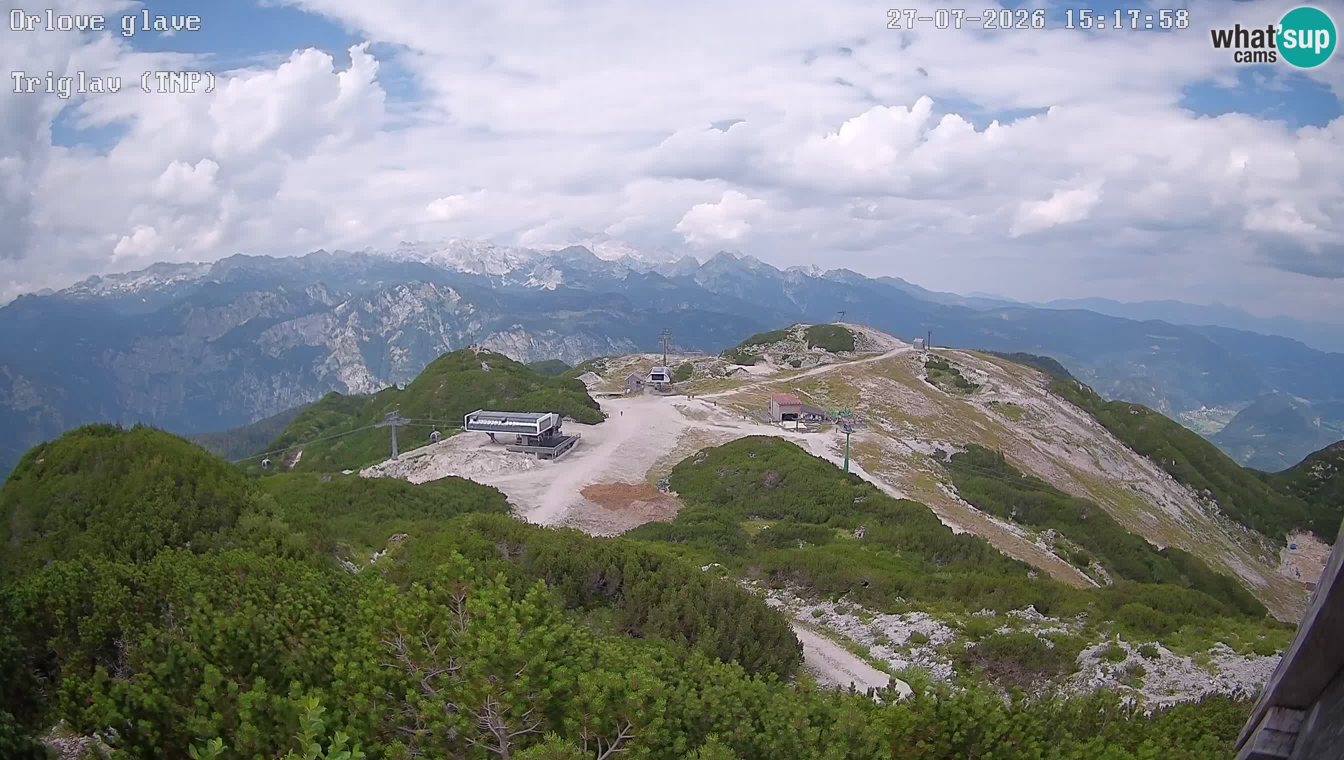 Vogel Ski Resort webcam View from Orlova Glava to Triglav