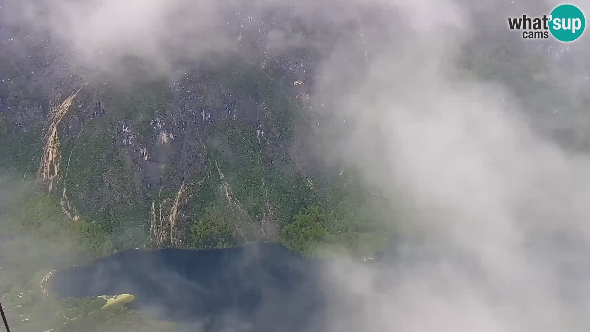 Web kamera Bohinjsko jezero i Triglav – pogled sa skijališta Vogel