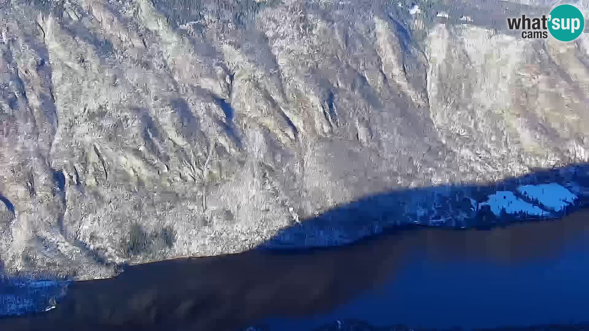 Spletna kamera Bohinj jezero in na Triglav – pogled s smučišča Vogel