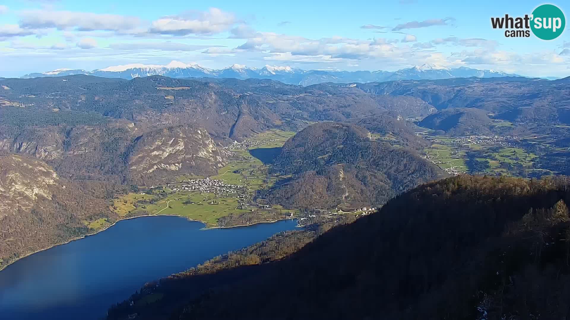 Web kamera Bohinjsko jezero i Triglav – pogled sa skijališta Vogel