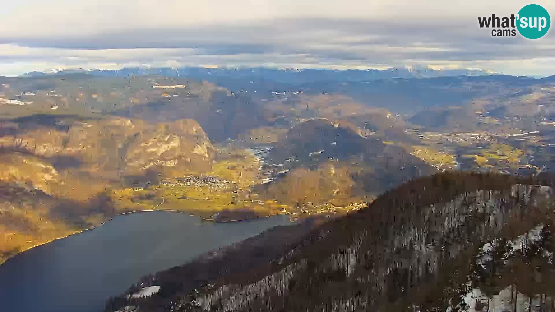 Bohinj lake webcam and Triglav – view from Vogel ski resort