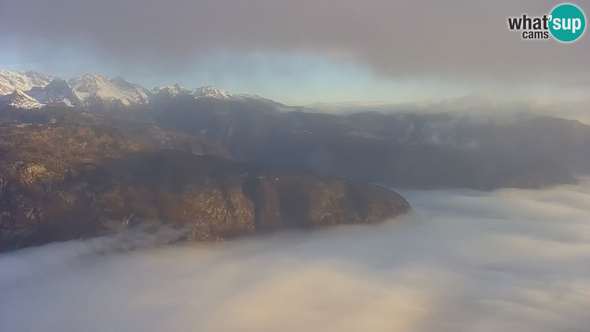 Web kamera Bohinjsko jezero i Triglav – pogled sa skijališta Vogel