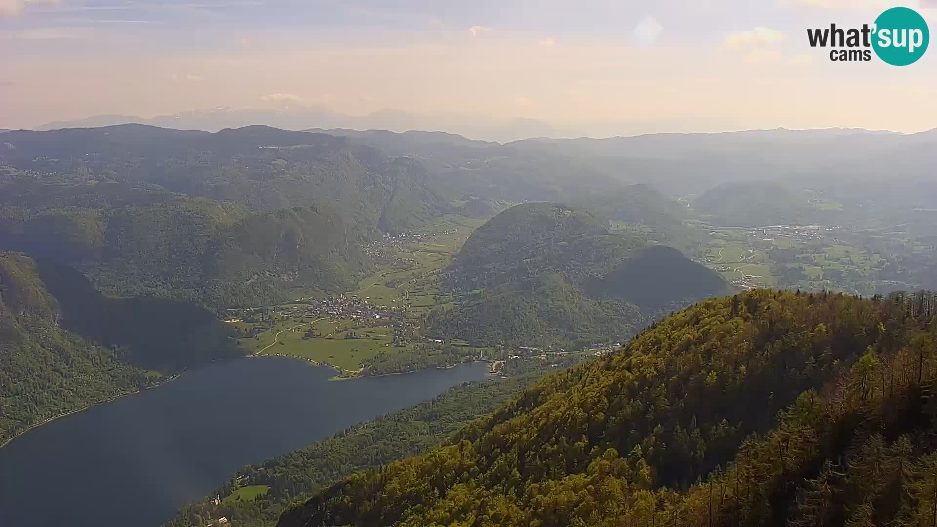Cámara web del lago Bohinj y Triglav – vista desde la estación de esquí de Vogel
