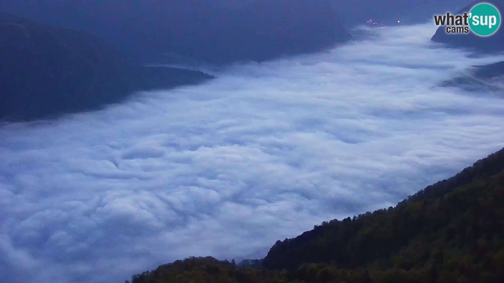 Bohinj lake webcam and Triglav – view from Vogel ski resort