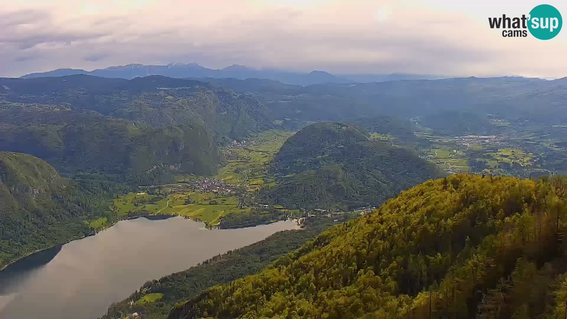 Bohinj lake webcam and Triglav – view from Vogel ski resort