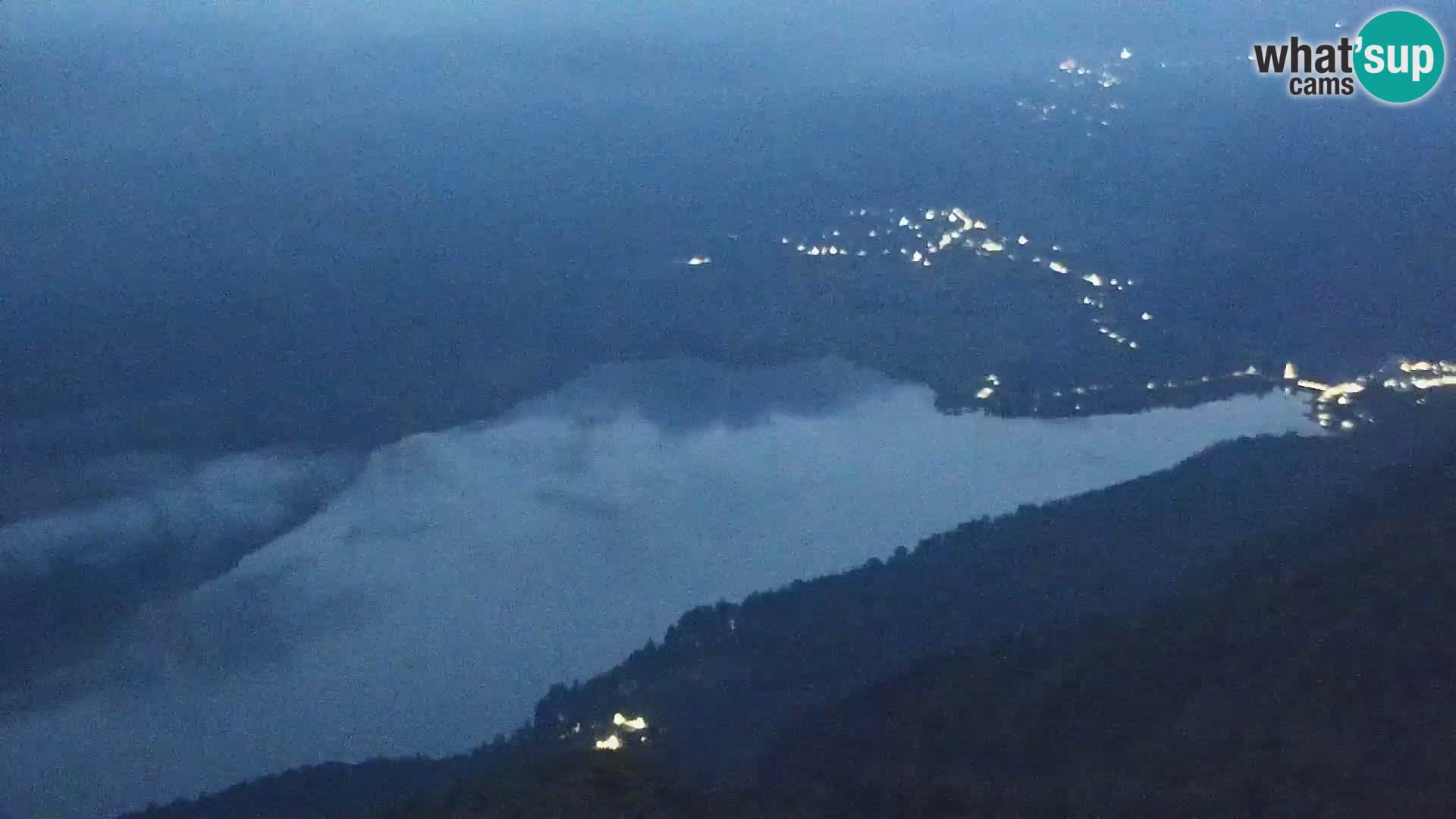 Web kamera Bohinjsko jezero i Triglav – pogled sa skijališta Vogel
