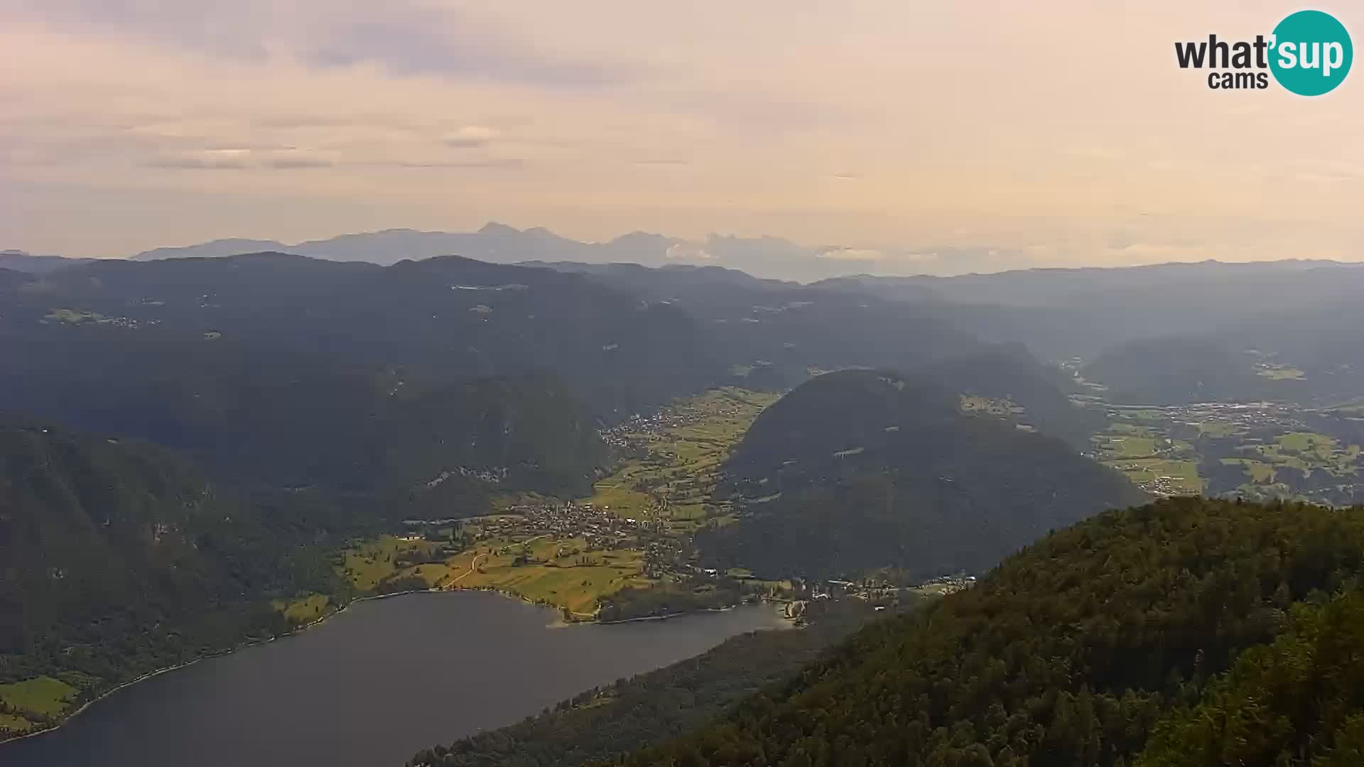 Bohinj lake webcam and Triglav – view from Vogel ski resort
