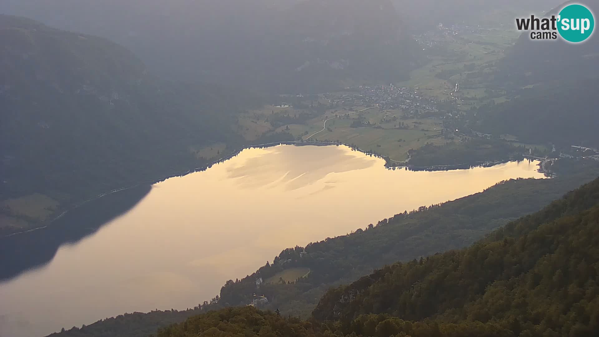 Bohinj lake webcam and Triglav – view from Vogel ski resort
