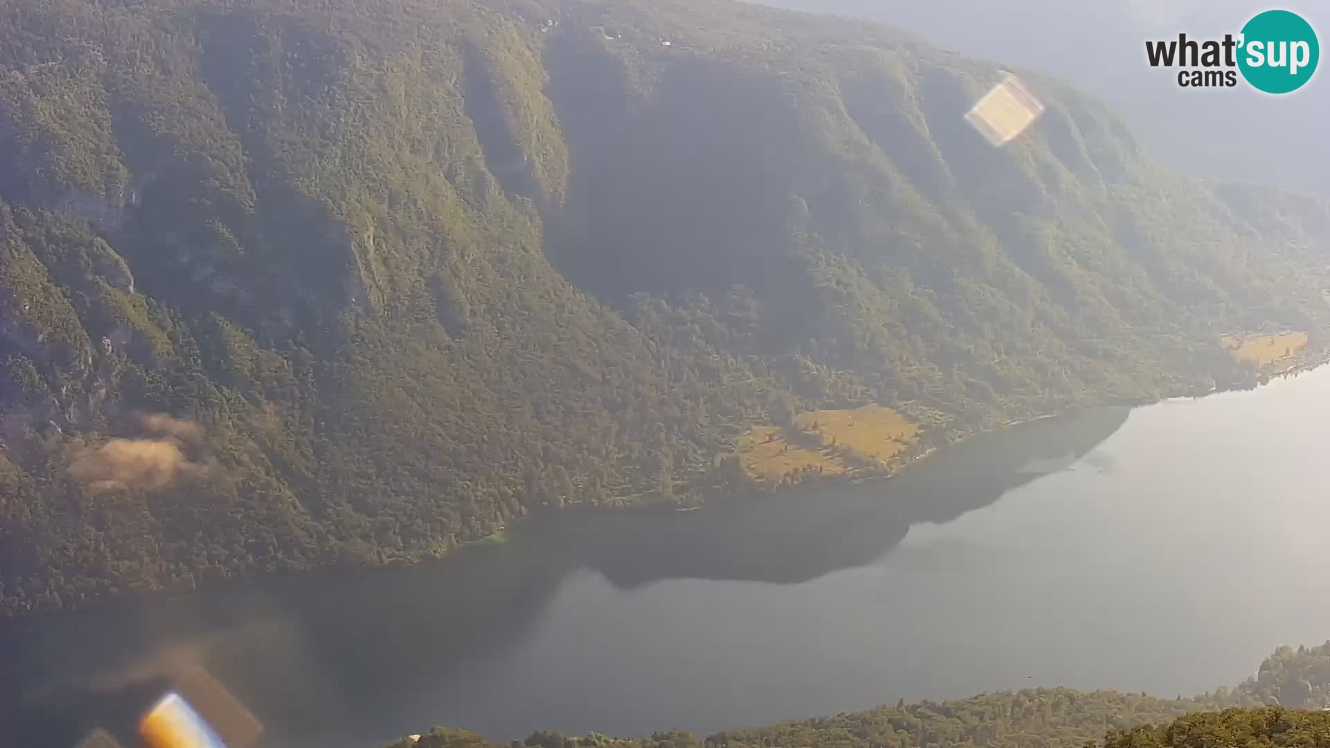 Web kamera Bohinjsko jezero i Triglav – pogled sa skijališta Vogel