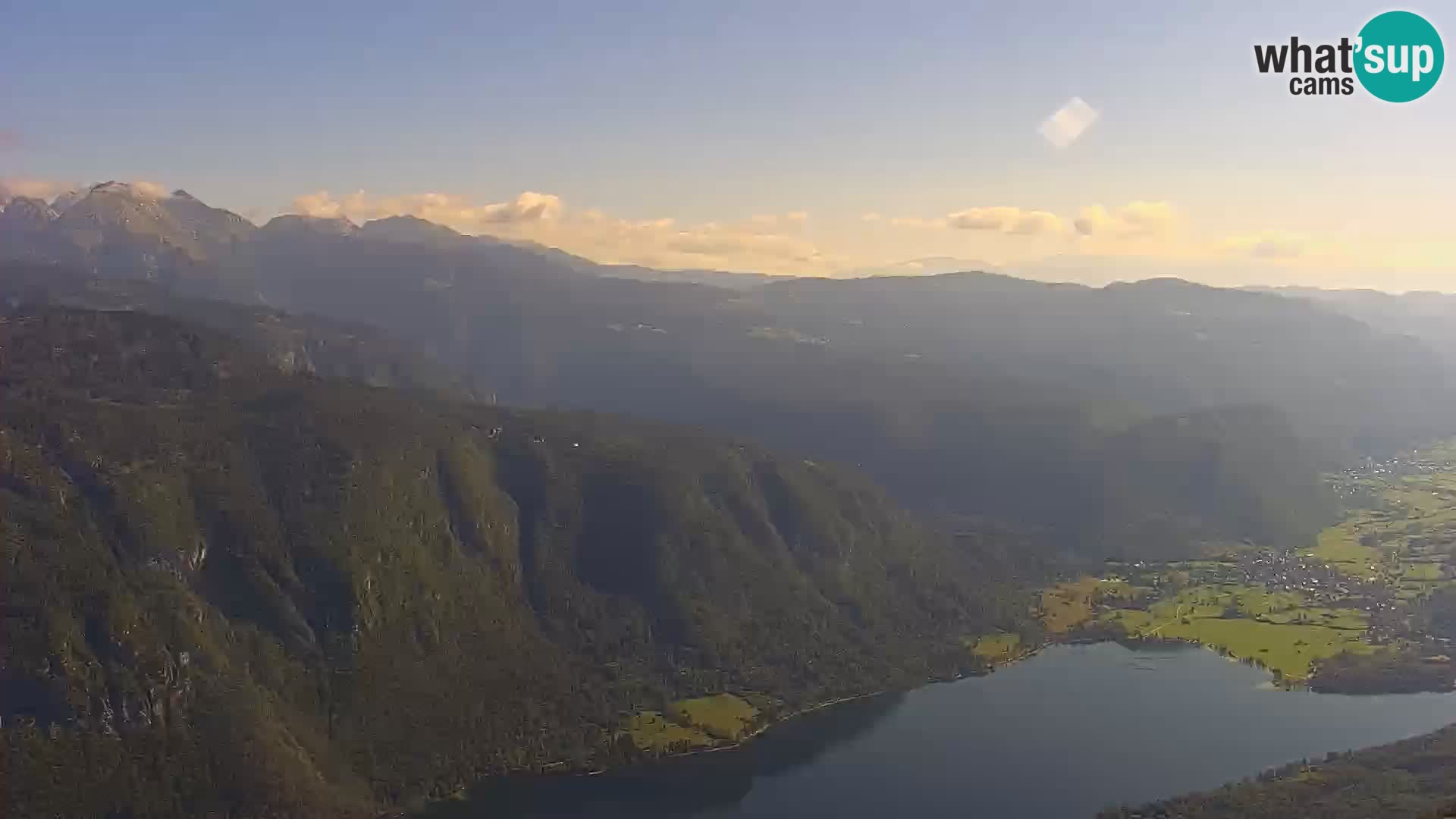 Bohinj lake webcam and Triglav – view from Vogel ski resort