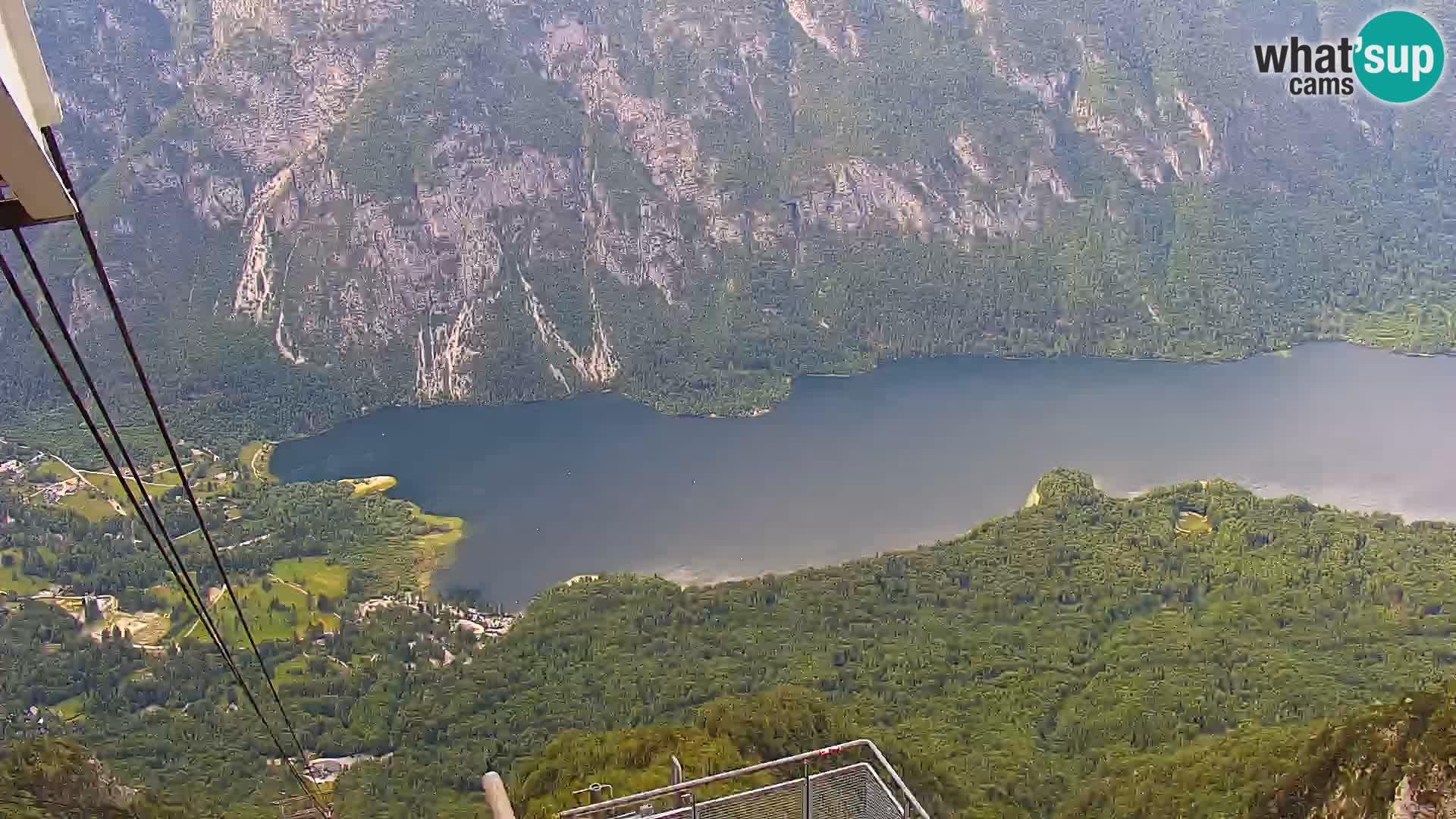 Web kamera Bohinjsko jezero i Triglav – pogled sa skijališta Vogel
