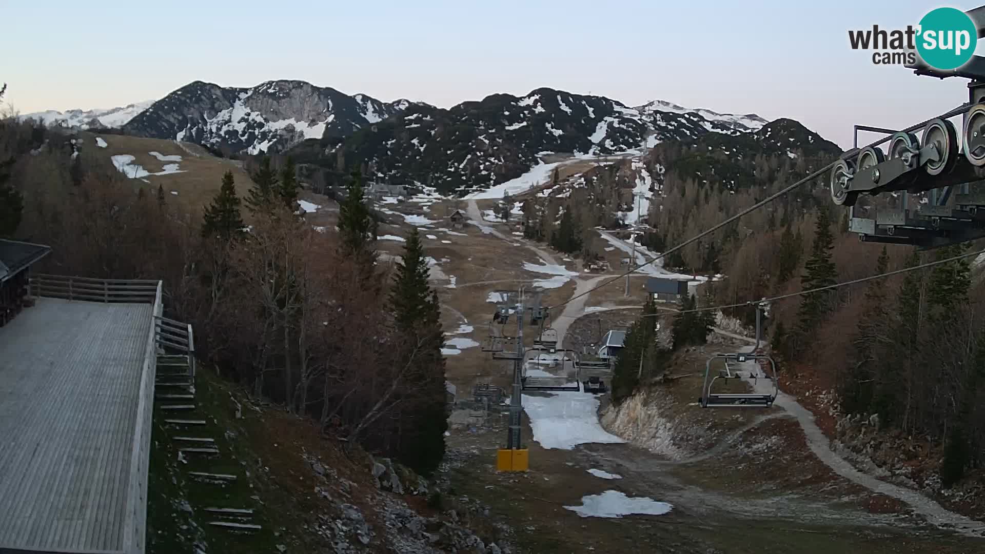 Vogel spletna kamera – Brunarica – Bohinj