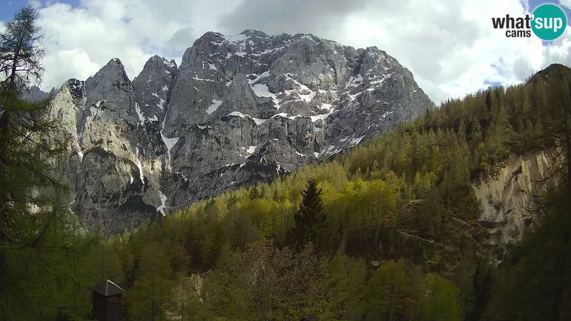 Webcam Vršič LIVE maison Erjavčeva – vue sur PRISOJNIK – Slovénie