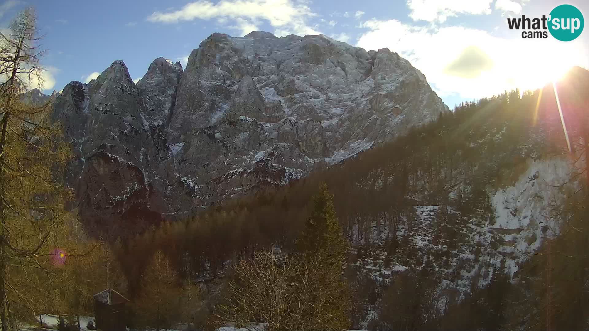 Vršič camera en vivo Casa Erjavčeva – vista a PRISOJNIK – Eslovenia